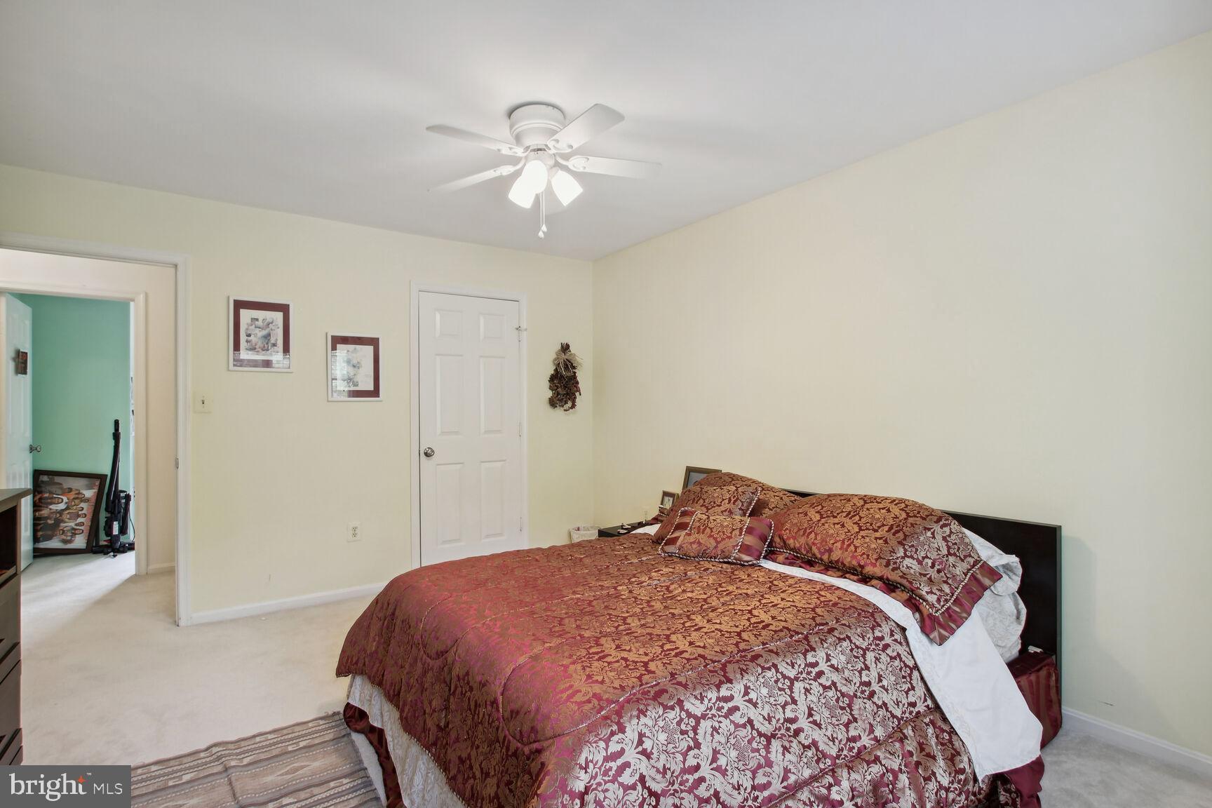 QUINCE ORCHARD ESTATES - Residential