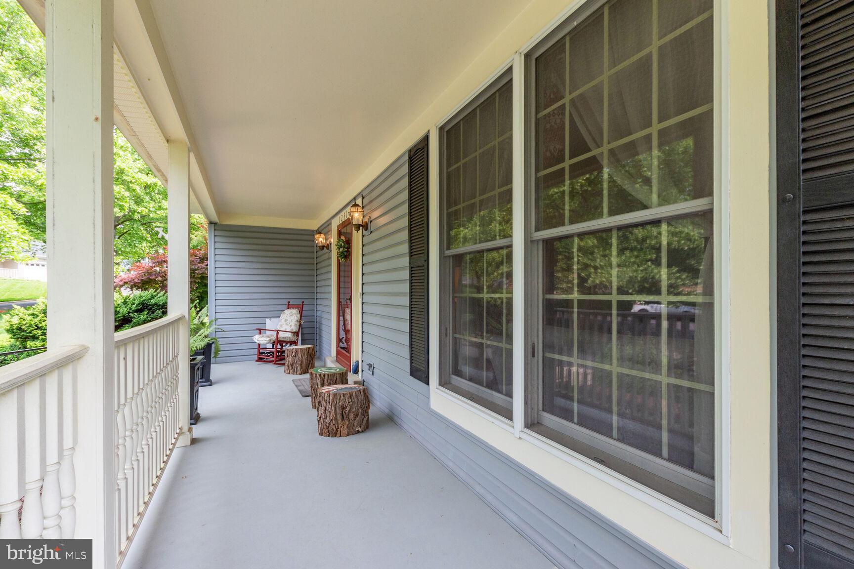 QUINCE ORCHARD ESTATES - Residential