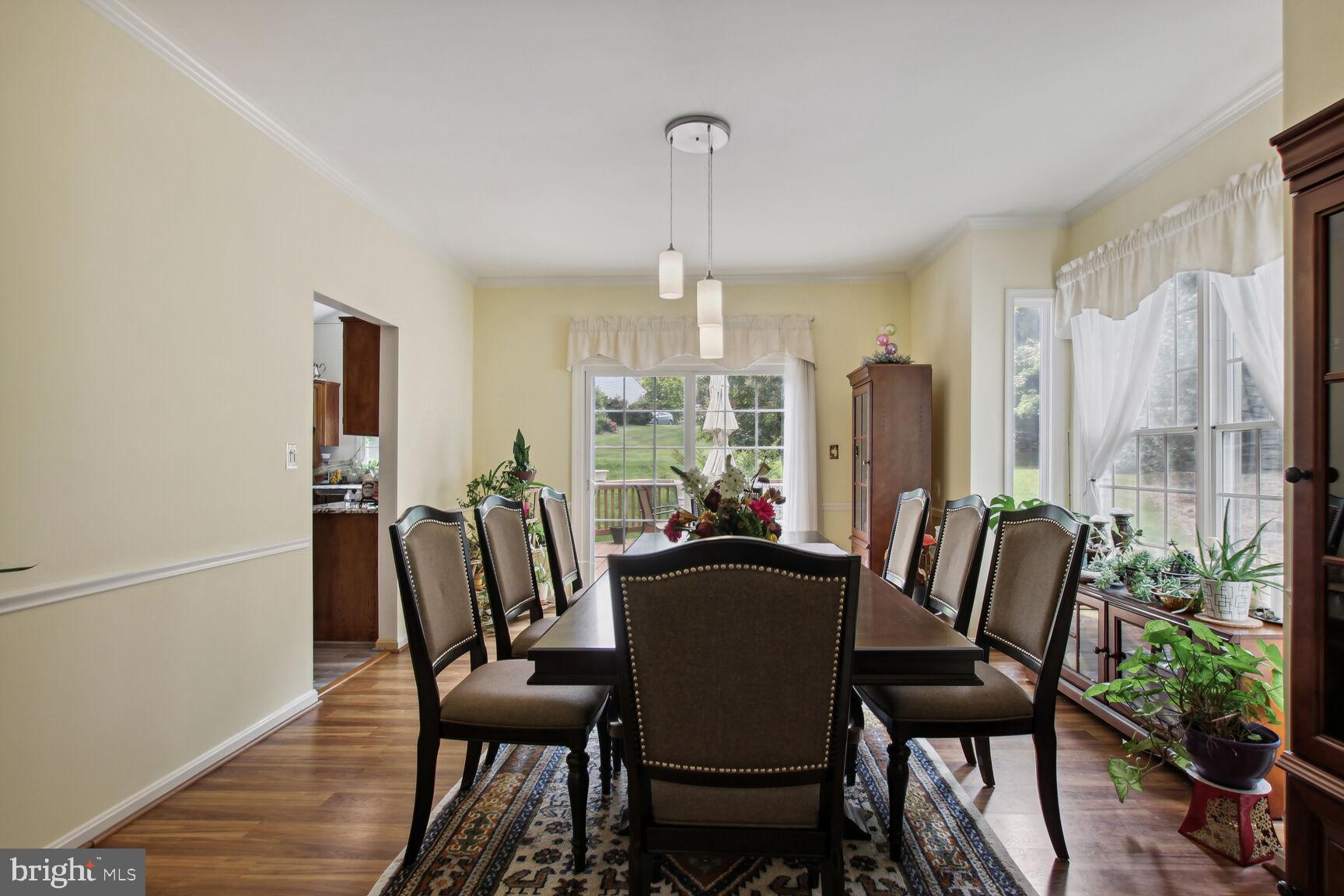 QUINCE ORCHARD ESTATES - Residential