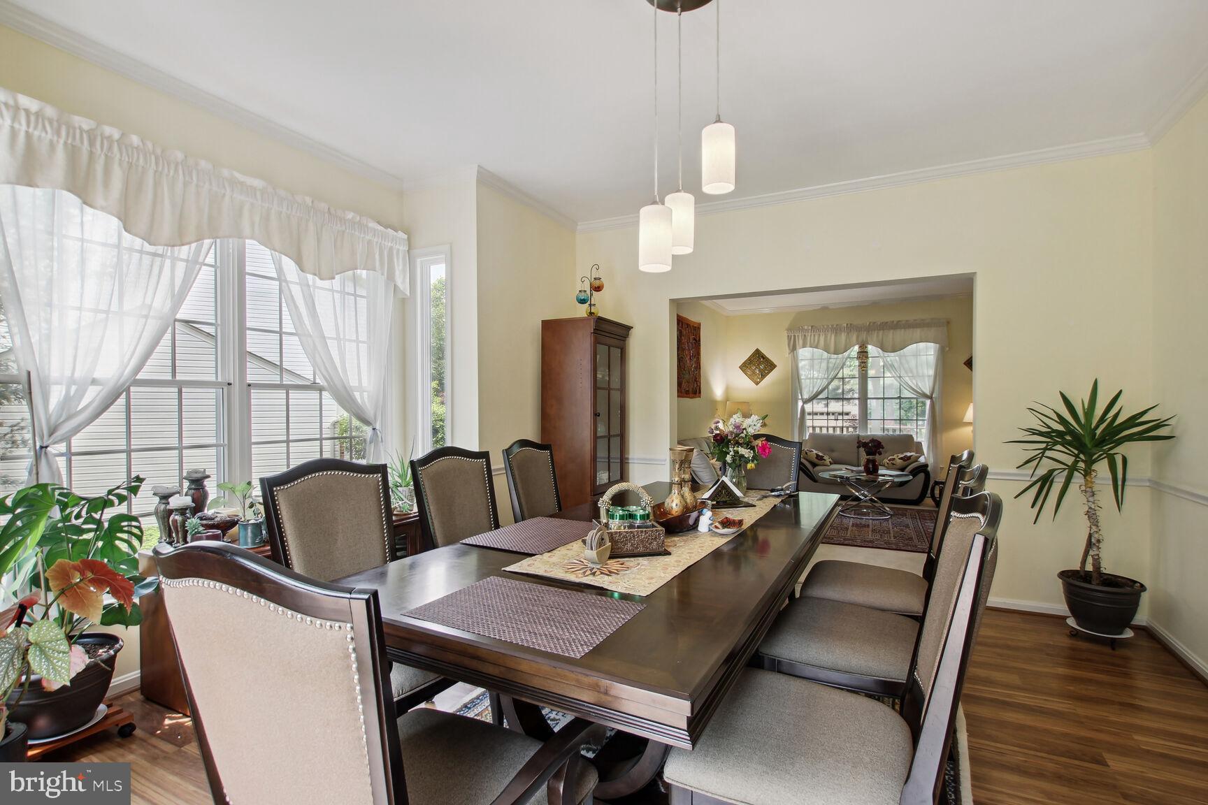 QUINCE ORCHARD ESTATES - Residential