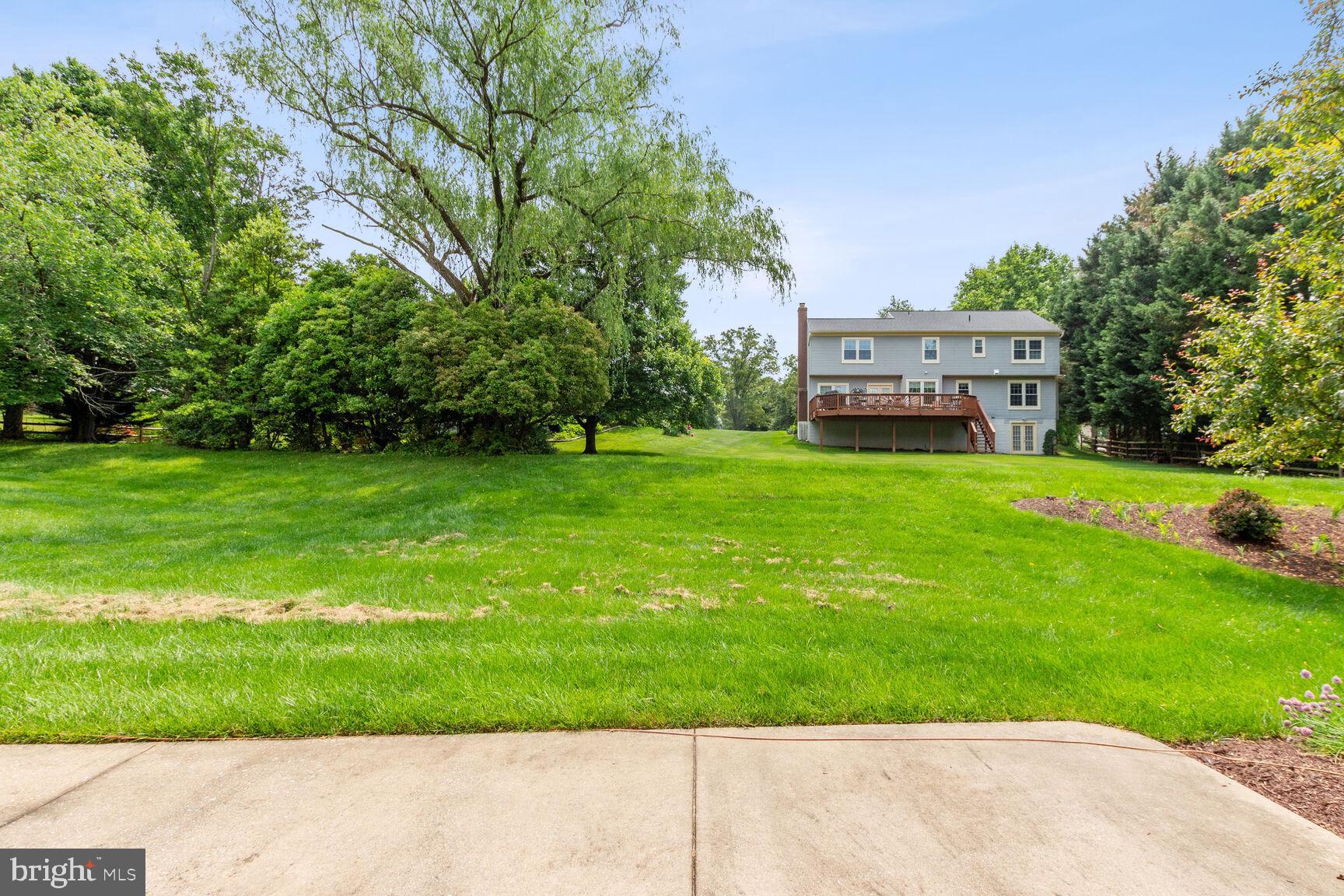 QUINCE ORCHARD ESTATES - Residential