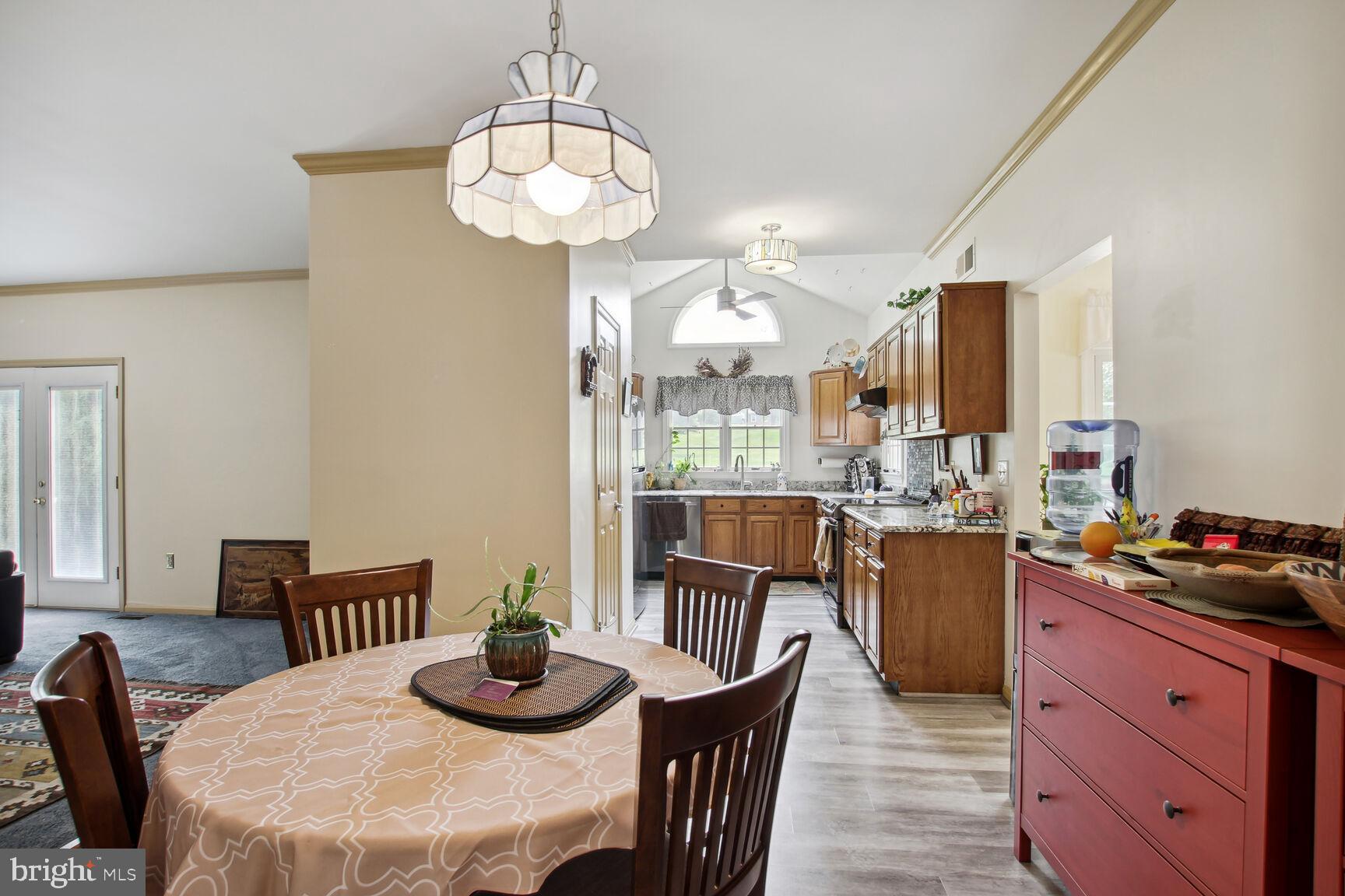 QUINCE ORCHARD ESTATES - Residential