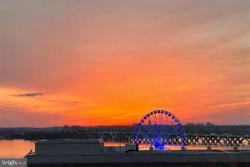 FLEET STREET - Residential