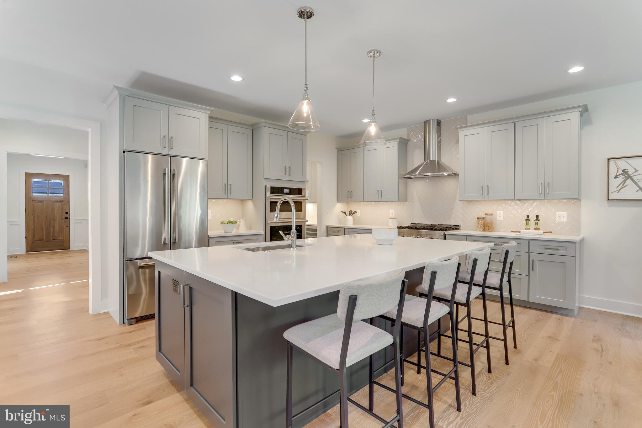 DOUGLAS PARK - Residential