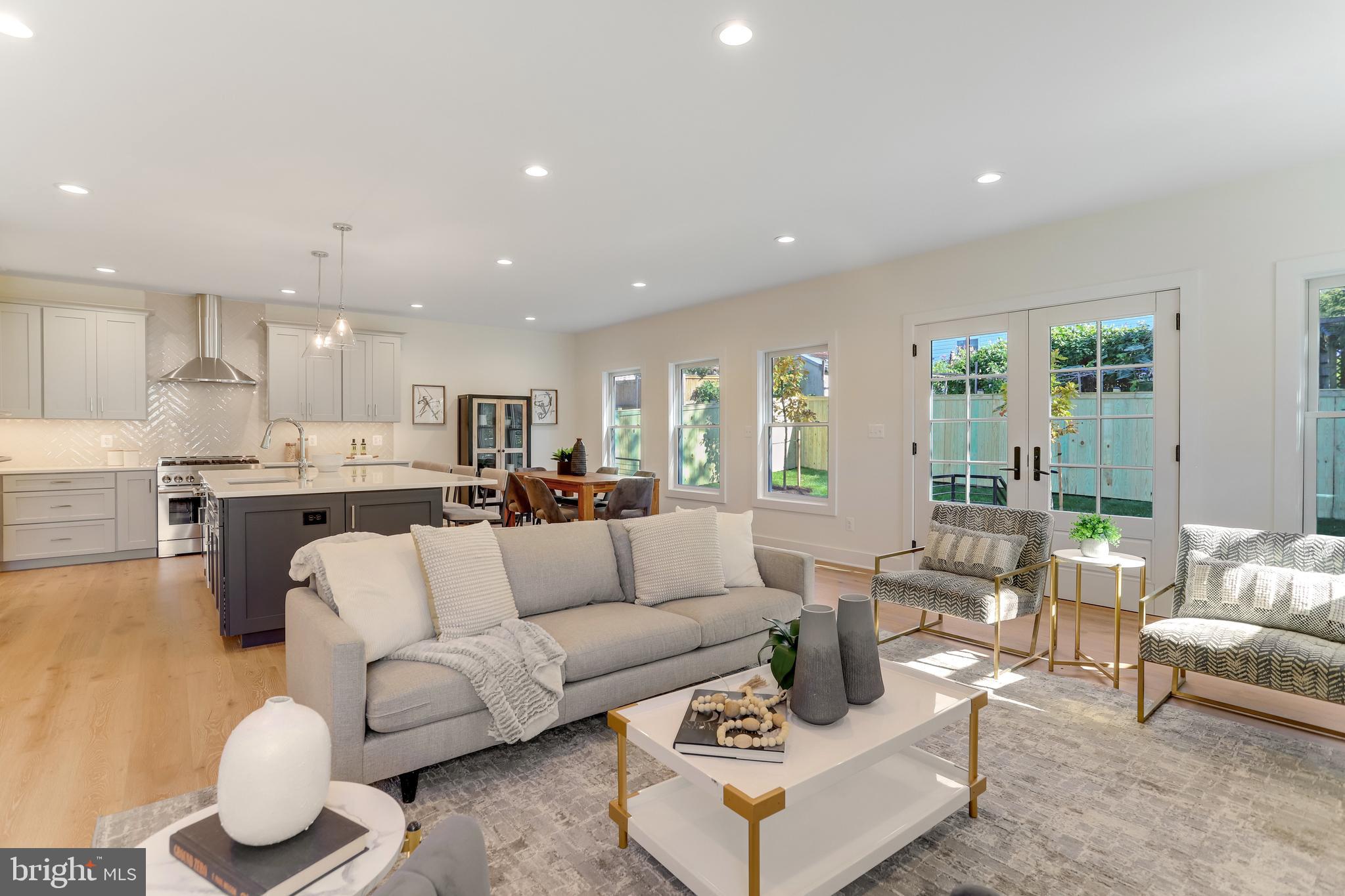 DOUGLAS PARK - Residential