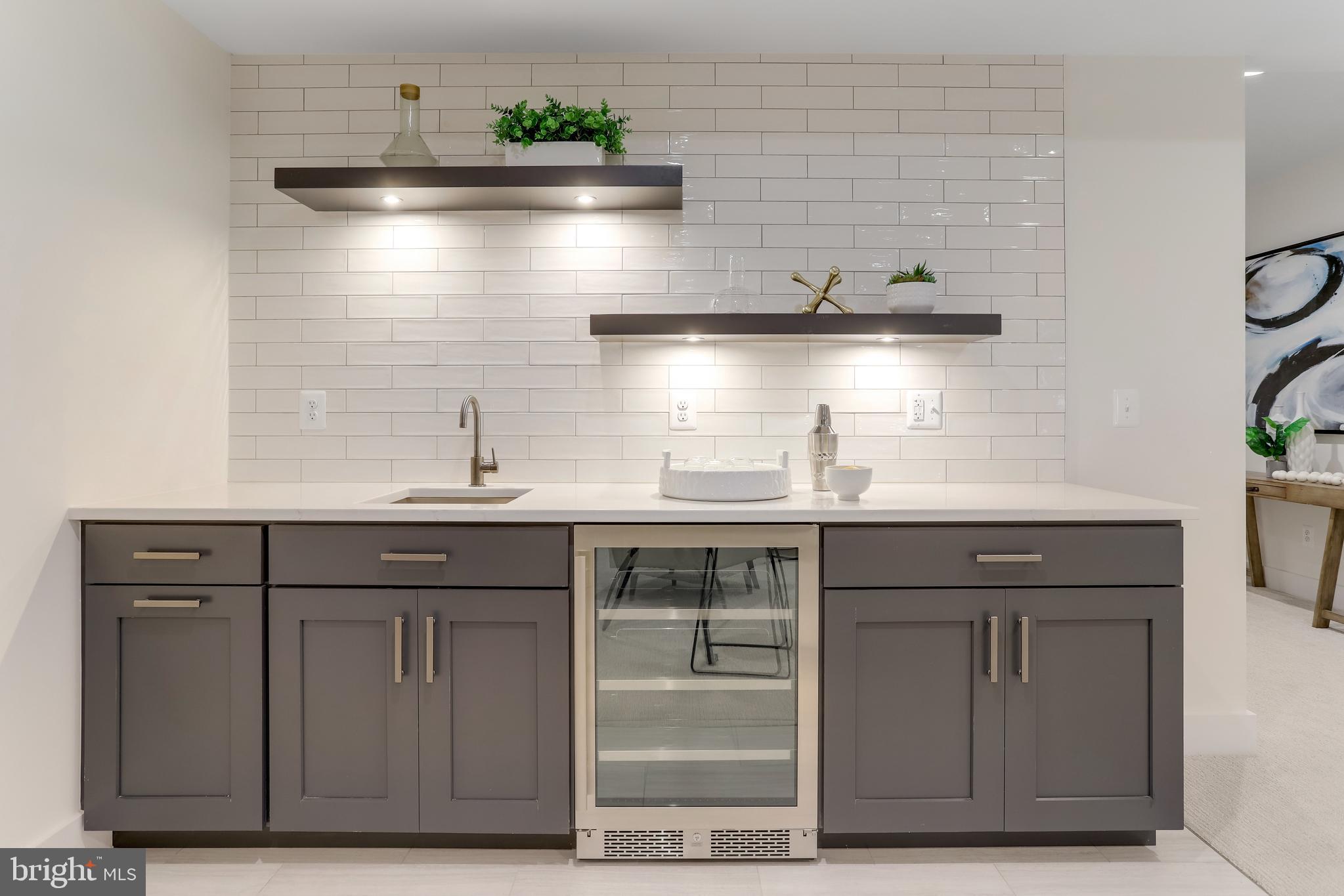 DOUGLAS PARK - Residential