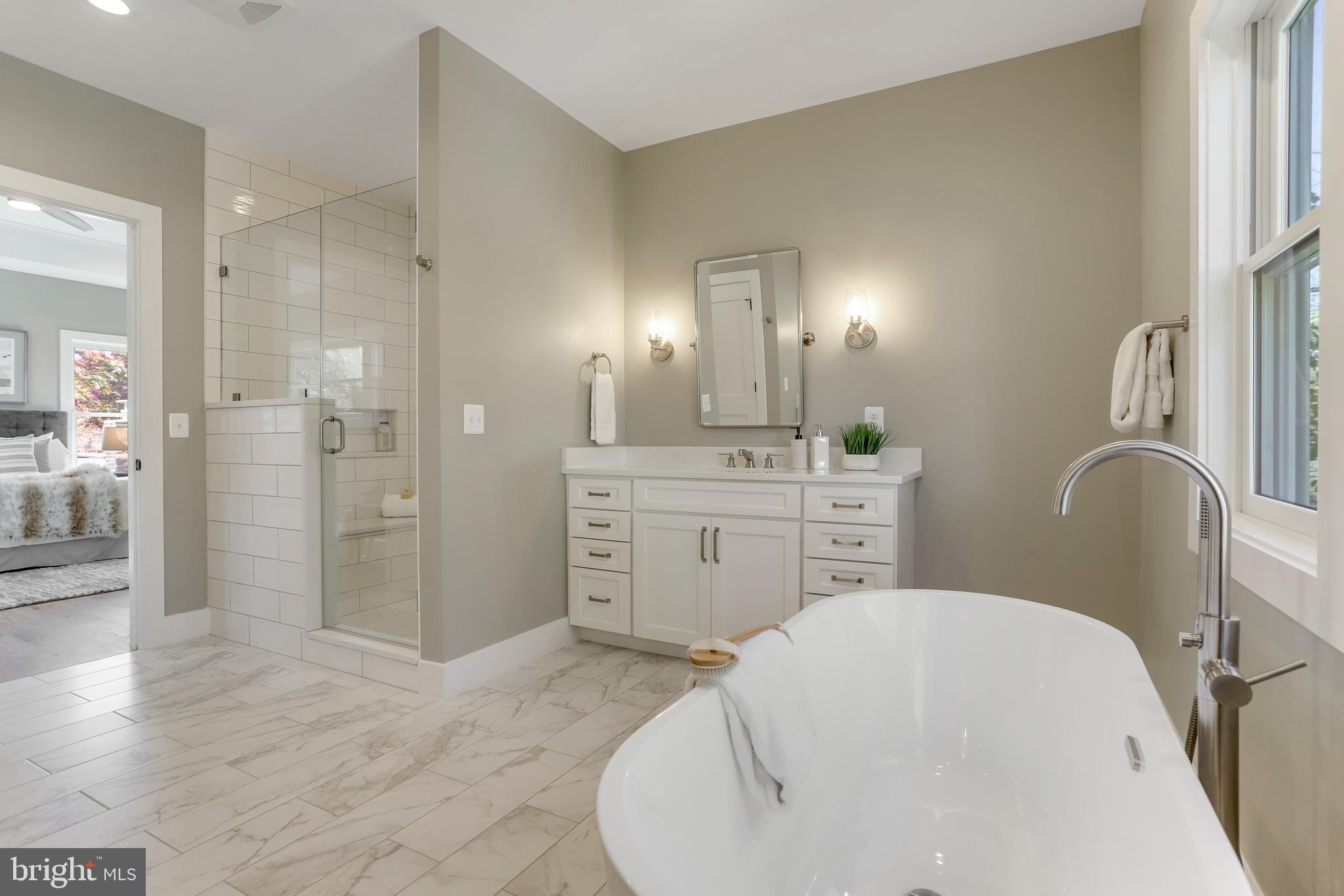 DOUGLAS PARK - Residential