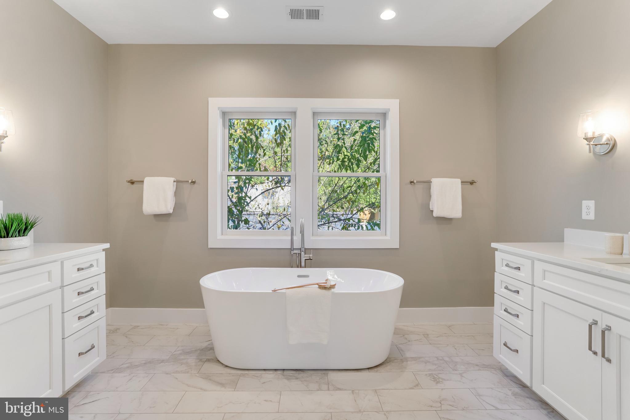 DOUGLAS PARK - Residential