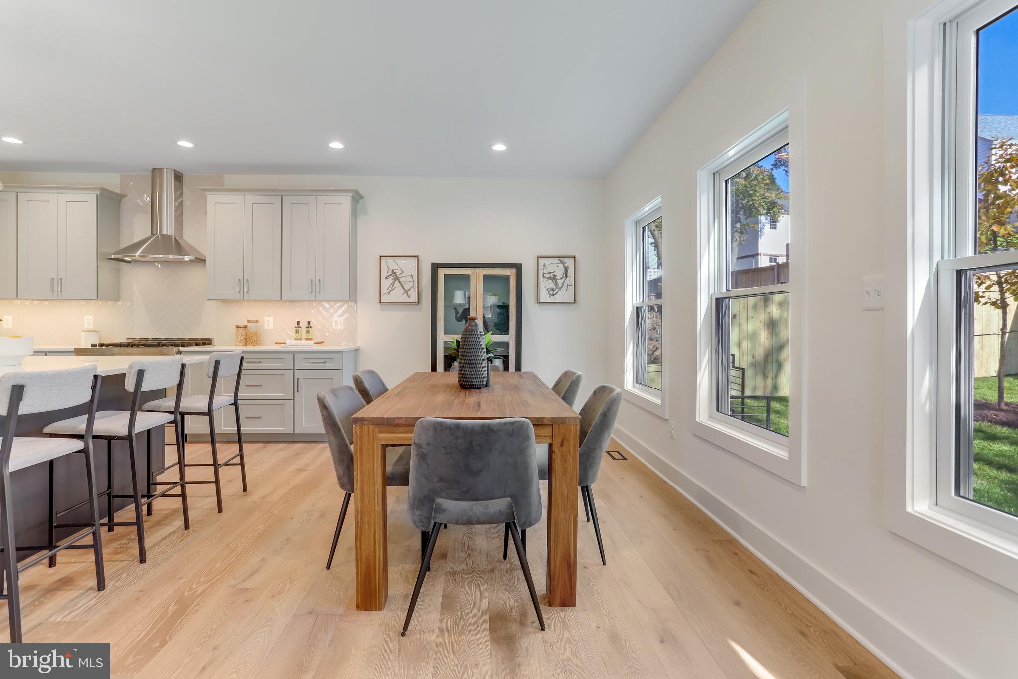 DOUGLAS PARK - Residential