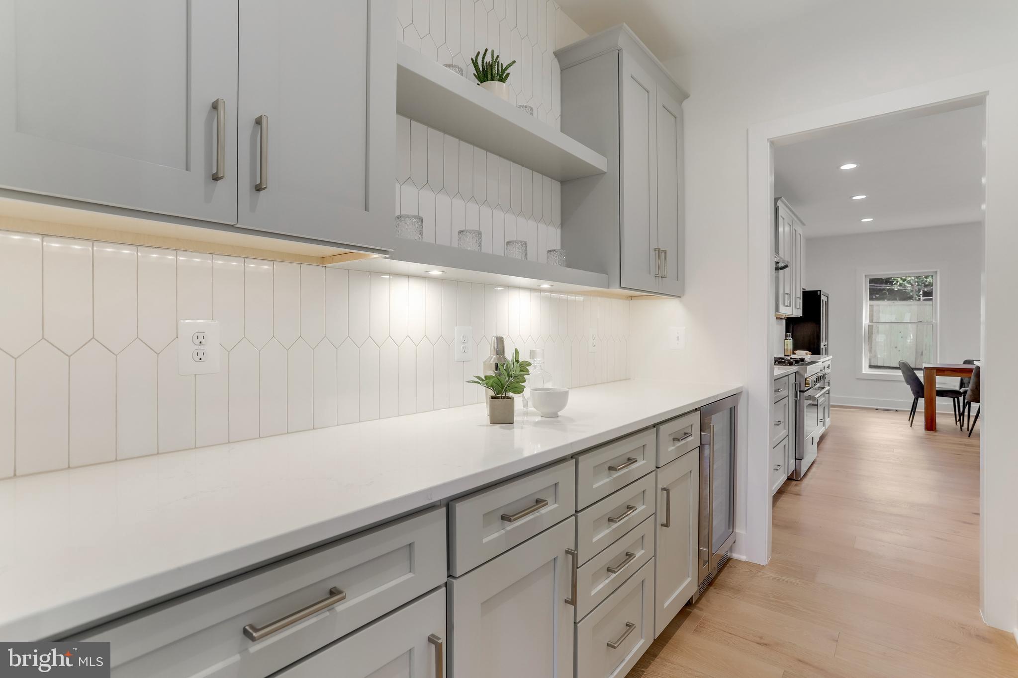 DOUGLAS PARK - Residential