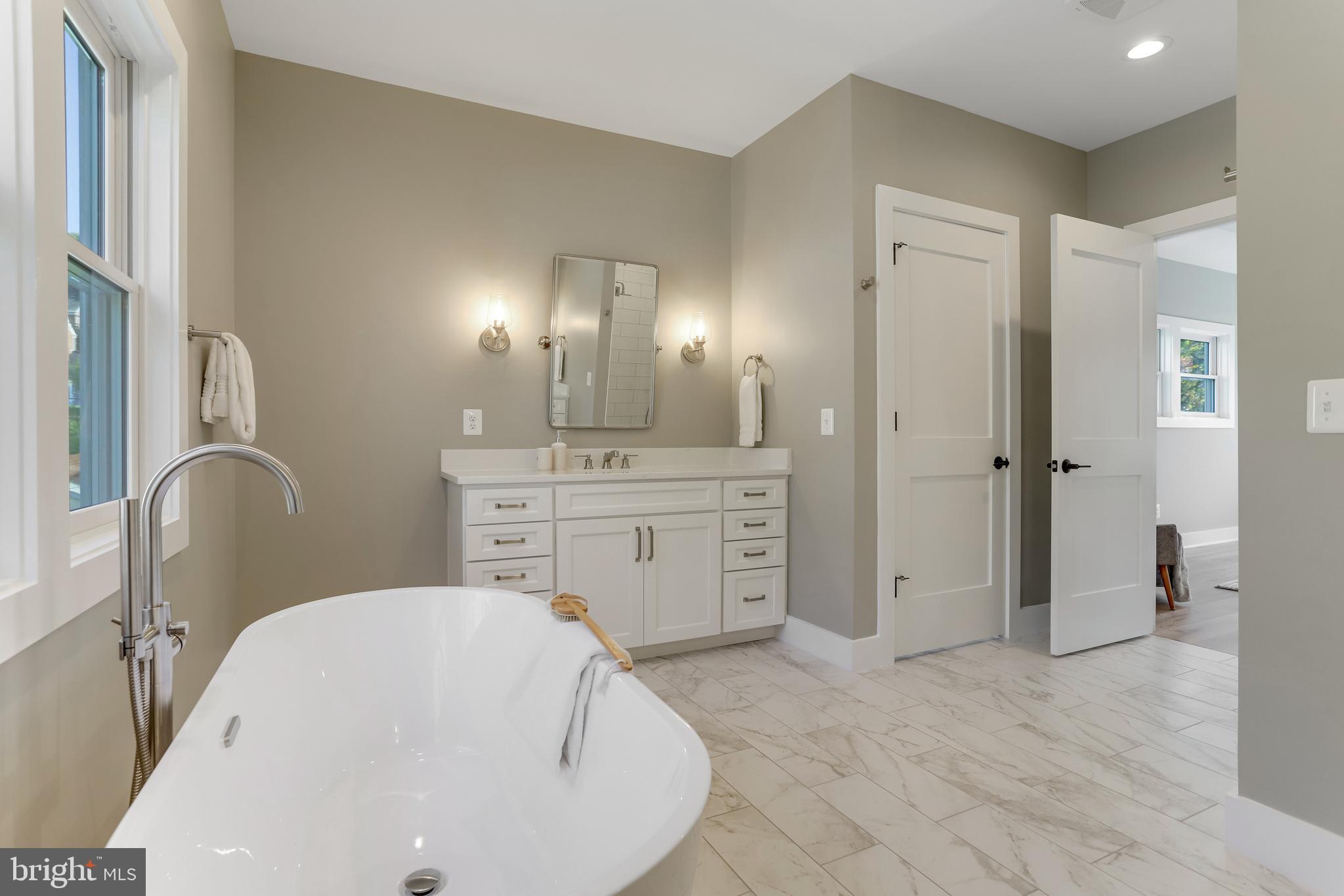 DOUGLAS PARK - Residential