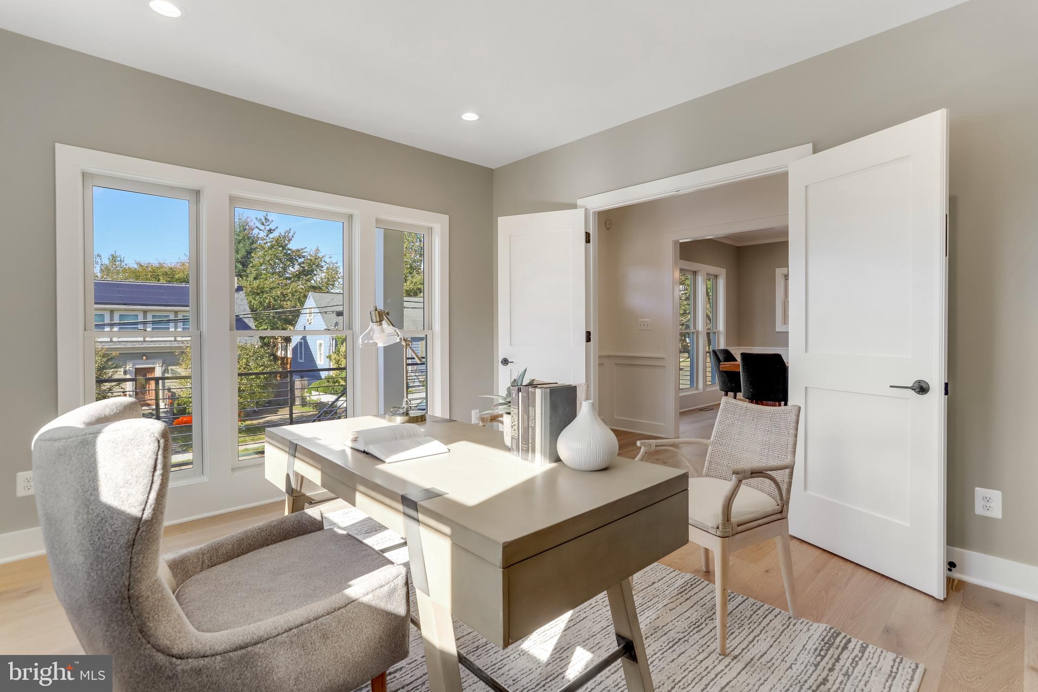 DOUGLAS PARK - Residential