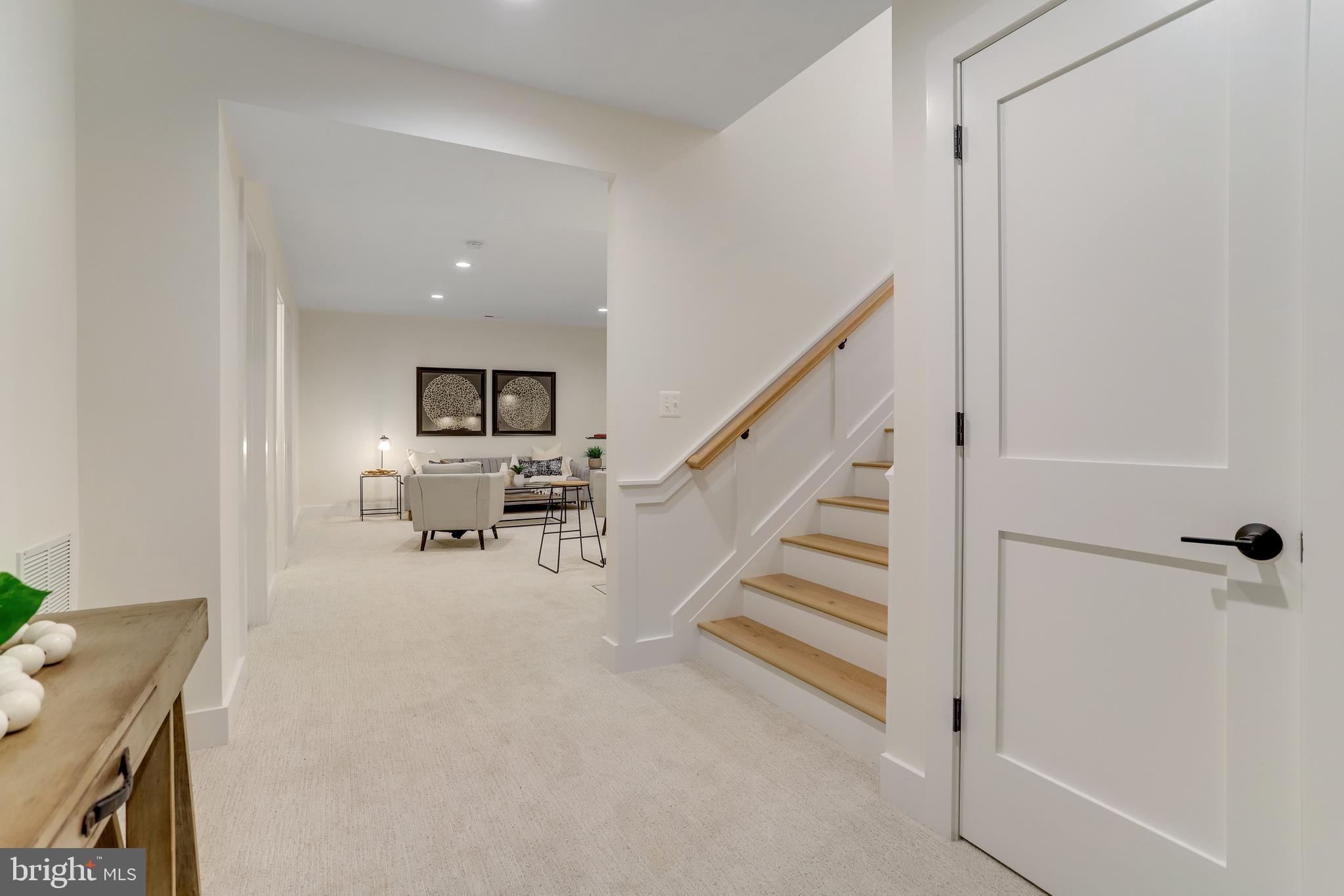 DOUGLAS PARK - Residential