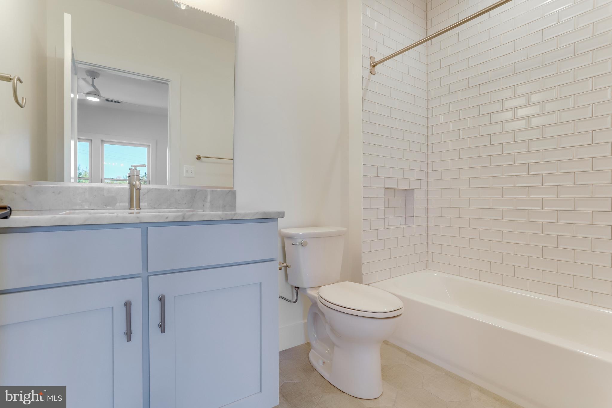 DOUGLAS PARK - Residential