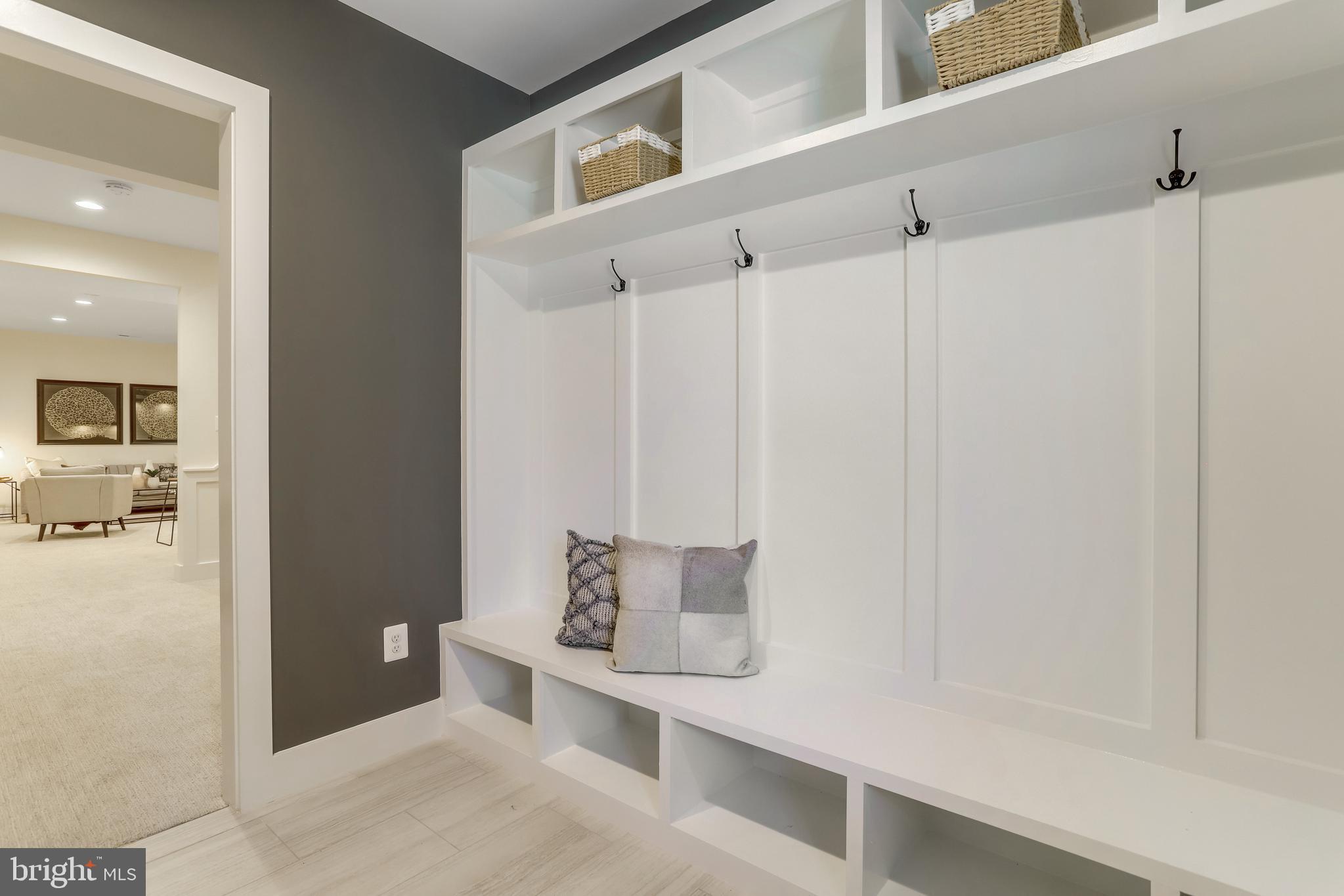 DOUGLAS PARK - Residential