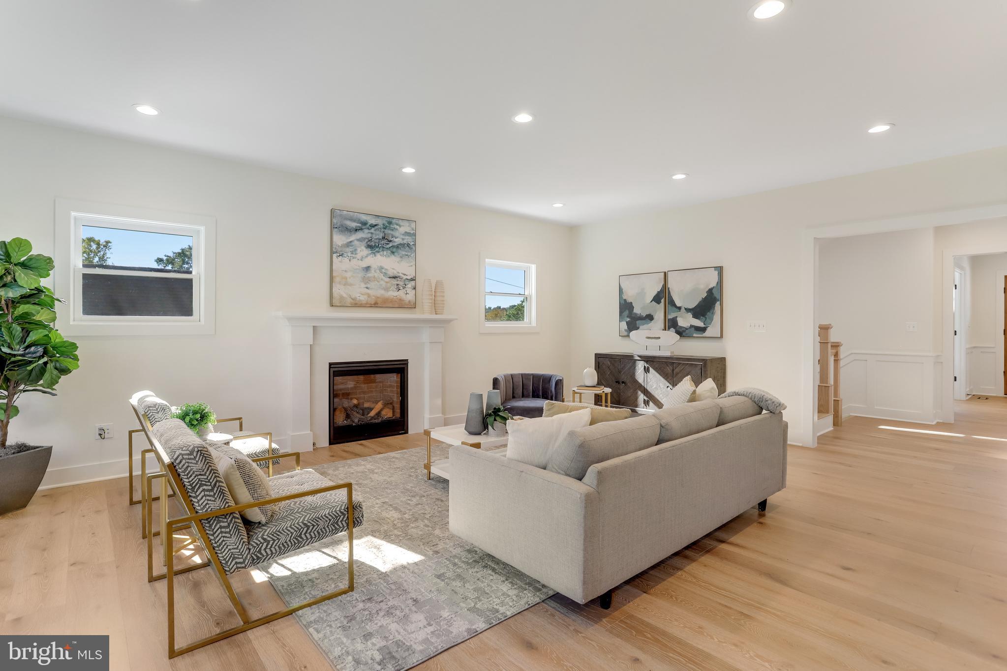 DOUGLAS PARK - Residential