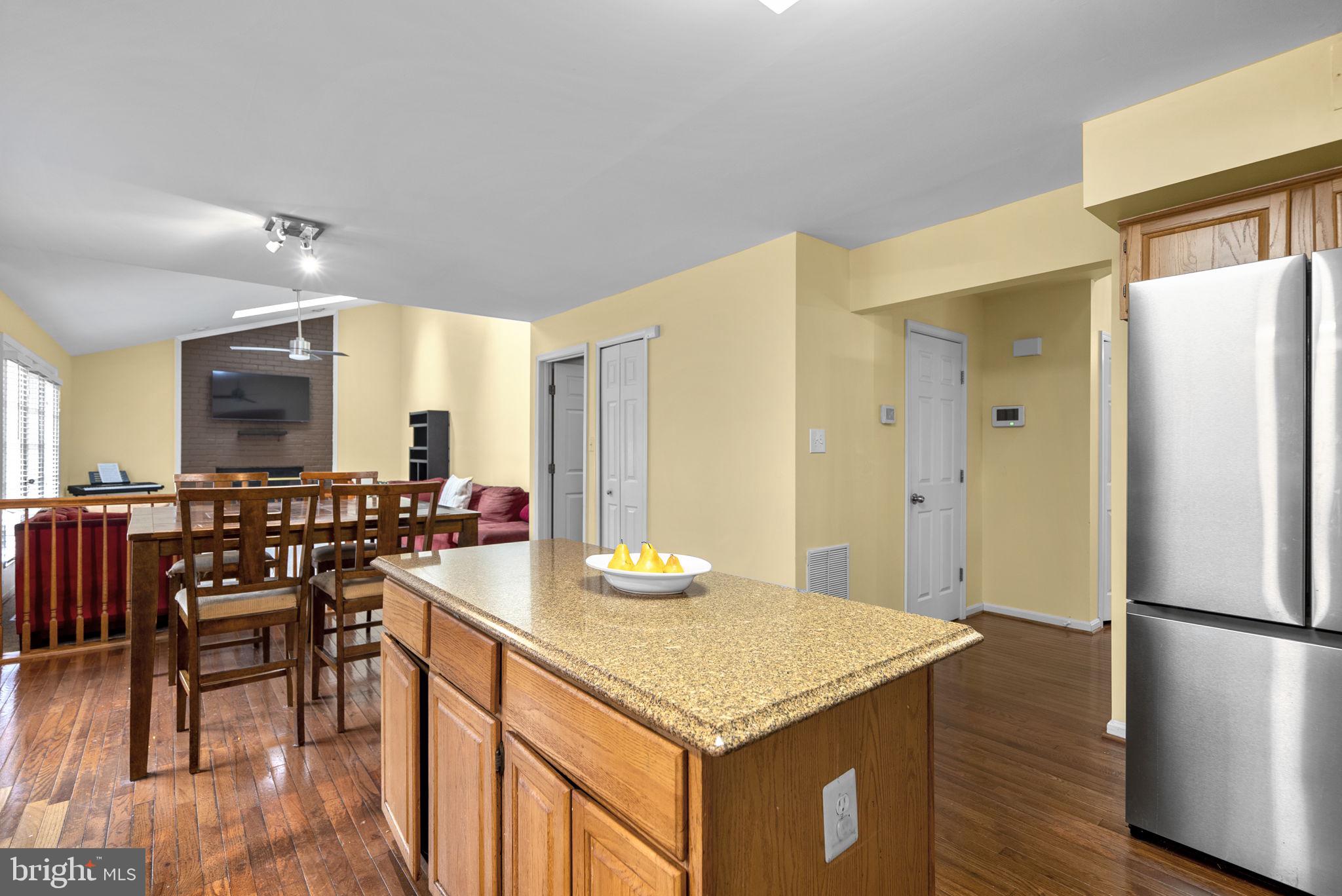 GREENS OF CROFTON - Residential