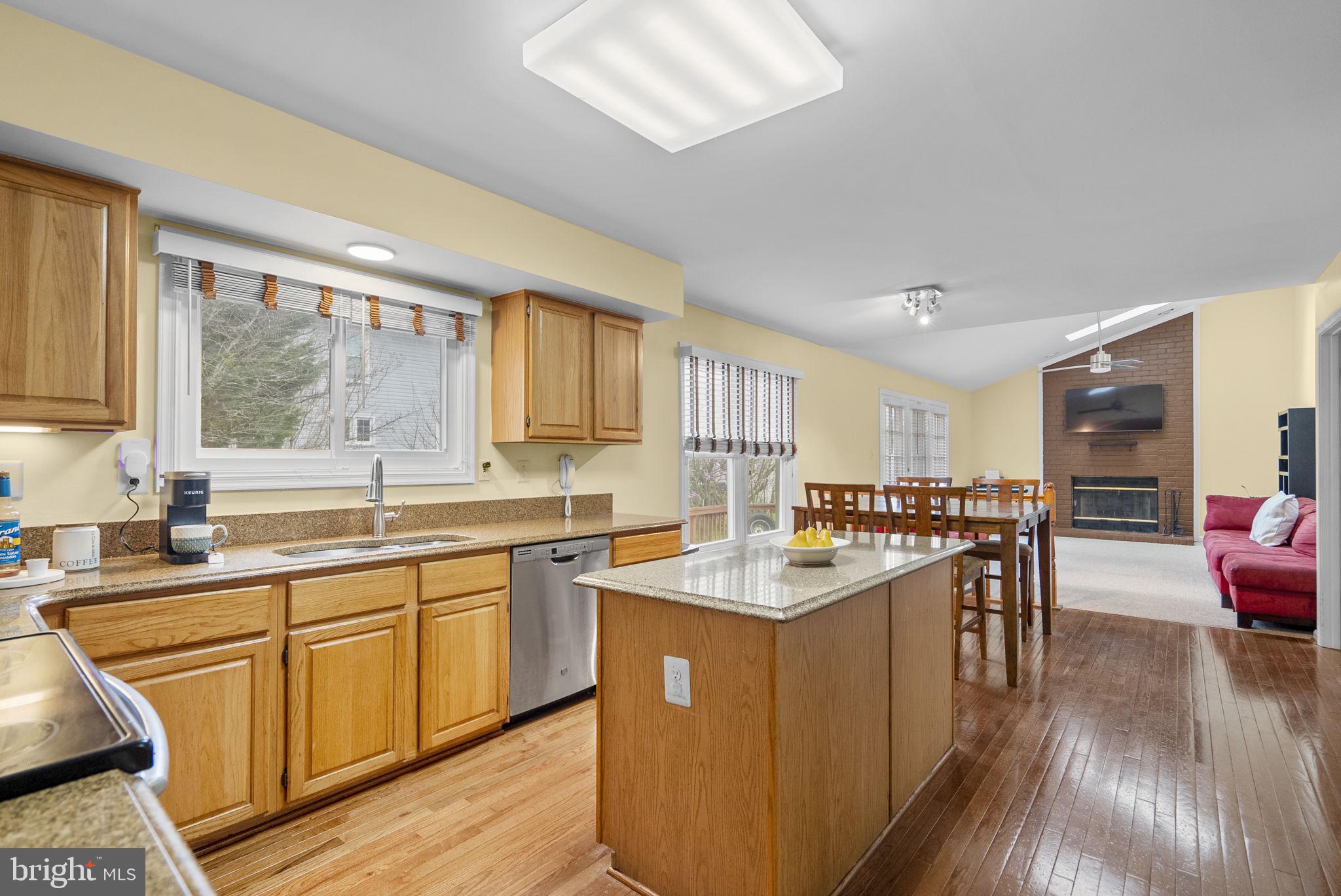 GREENS OF CROFTON - Residential