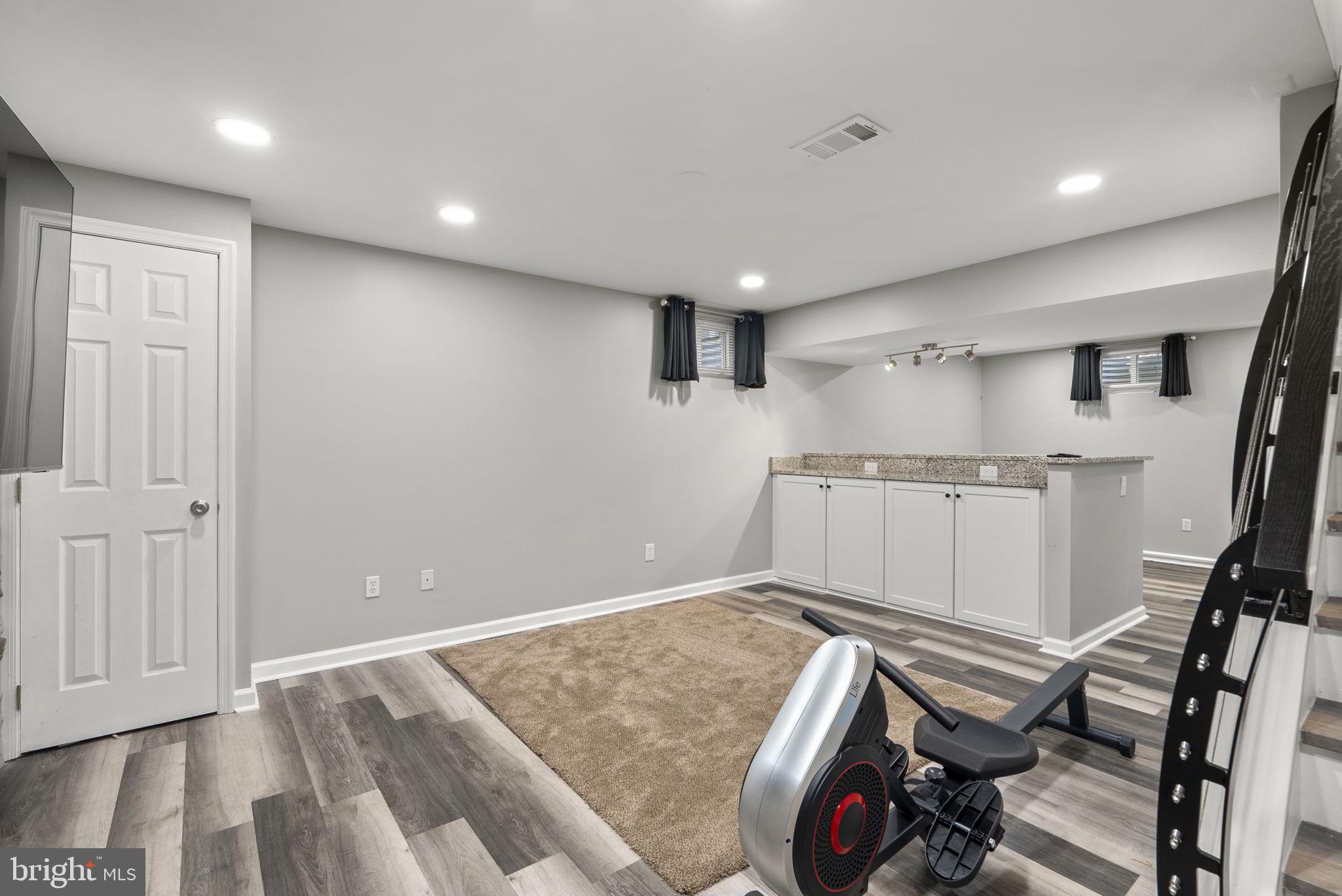 GREENS OF CROFTON - Residential