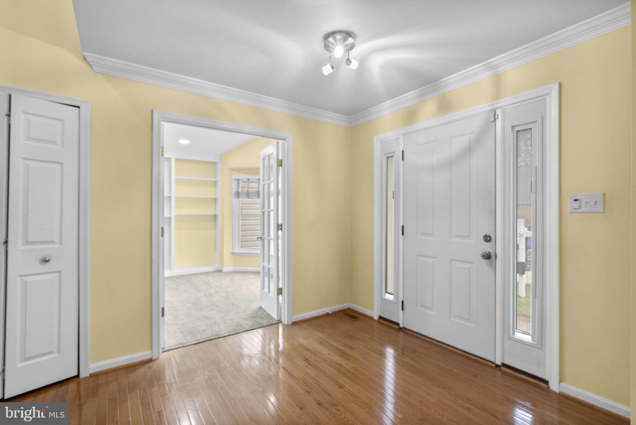 GREENS OF CROFTON - Residential