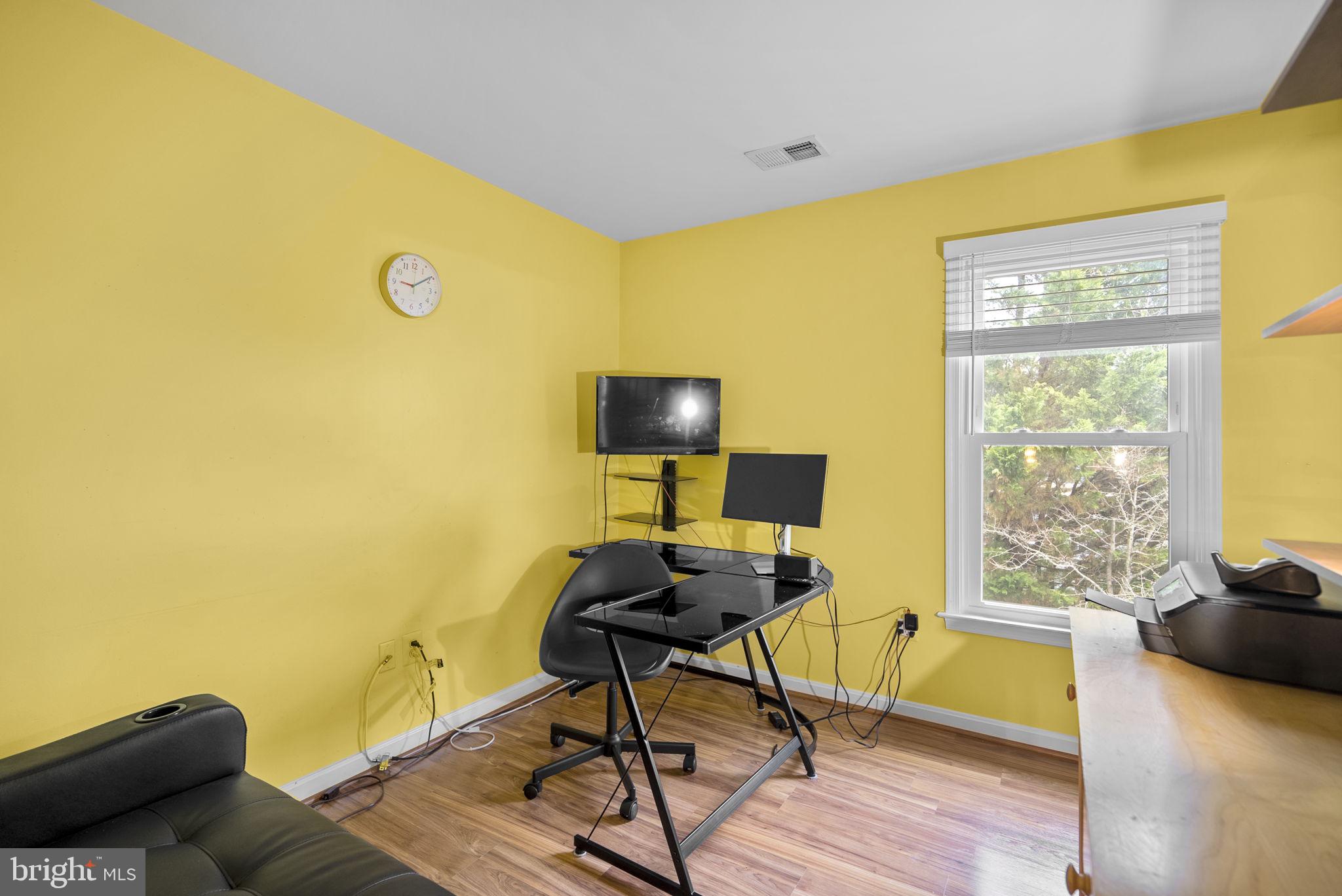 GREENS OF CROFTON - Residential