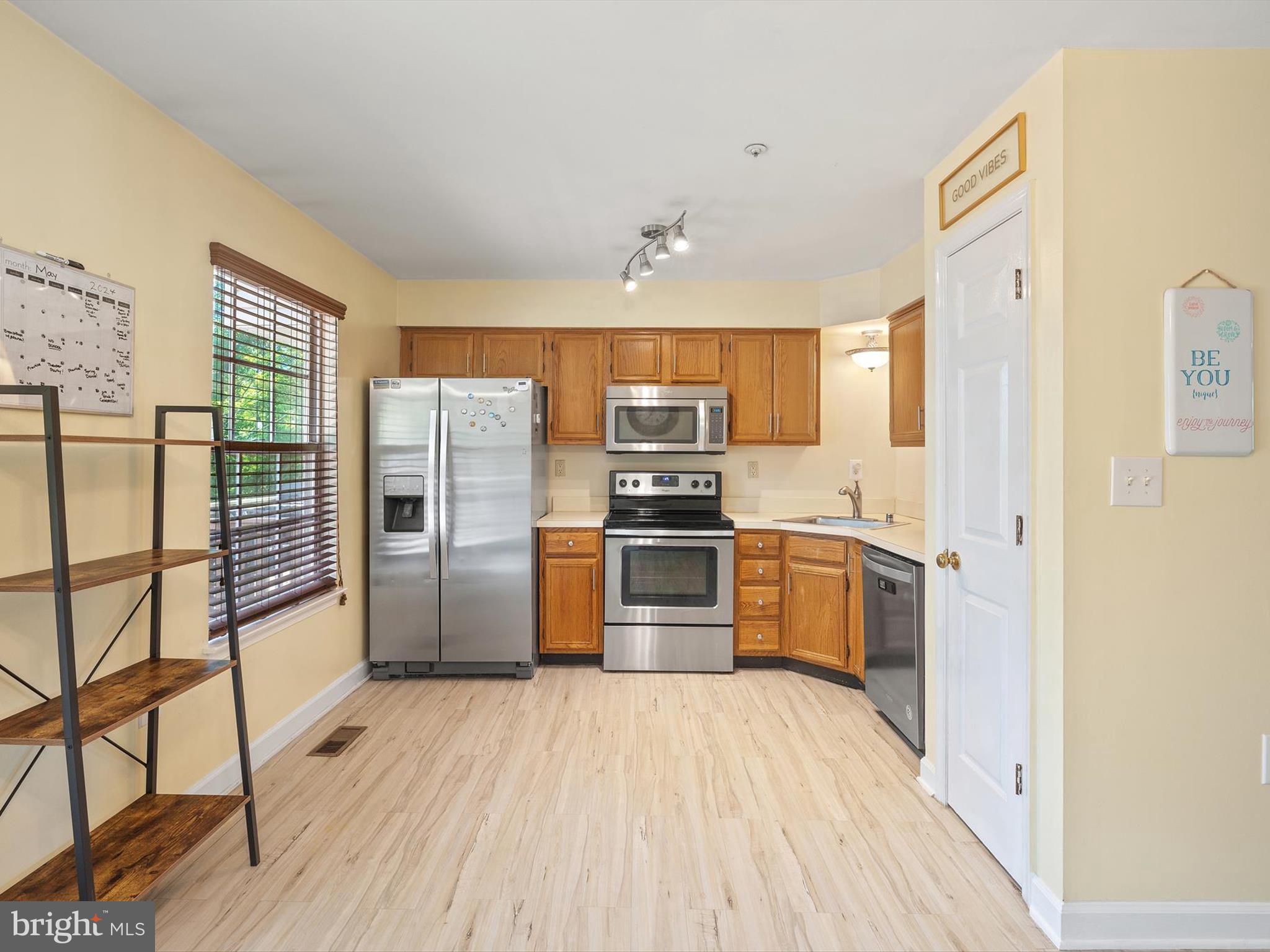 SPRING RIDGE - Residential