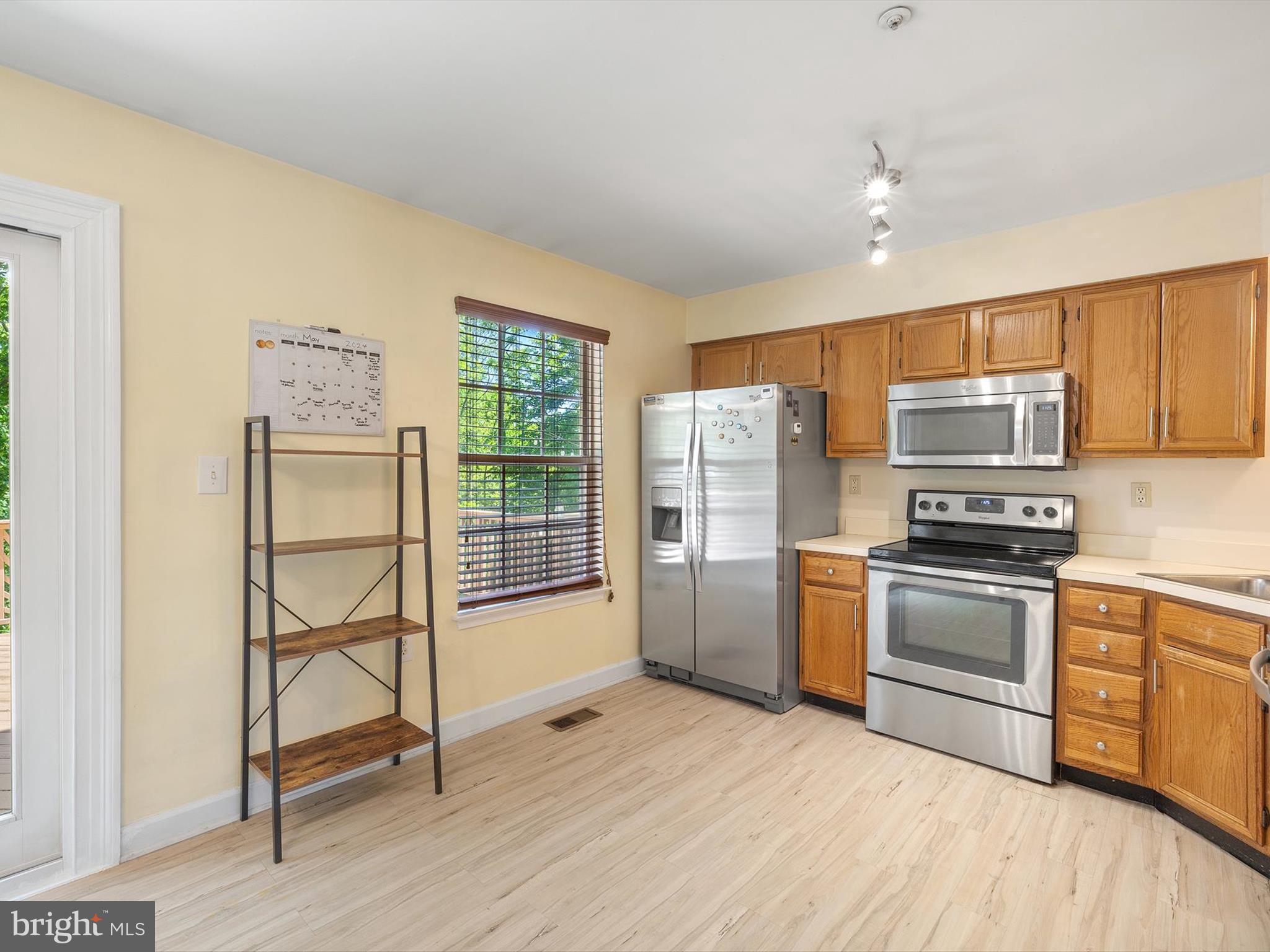 SPRING RIDGE - Residential