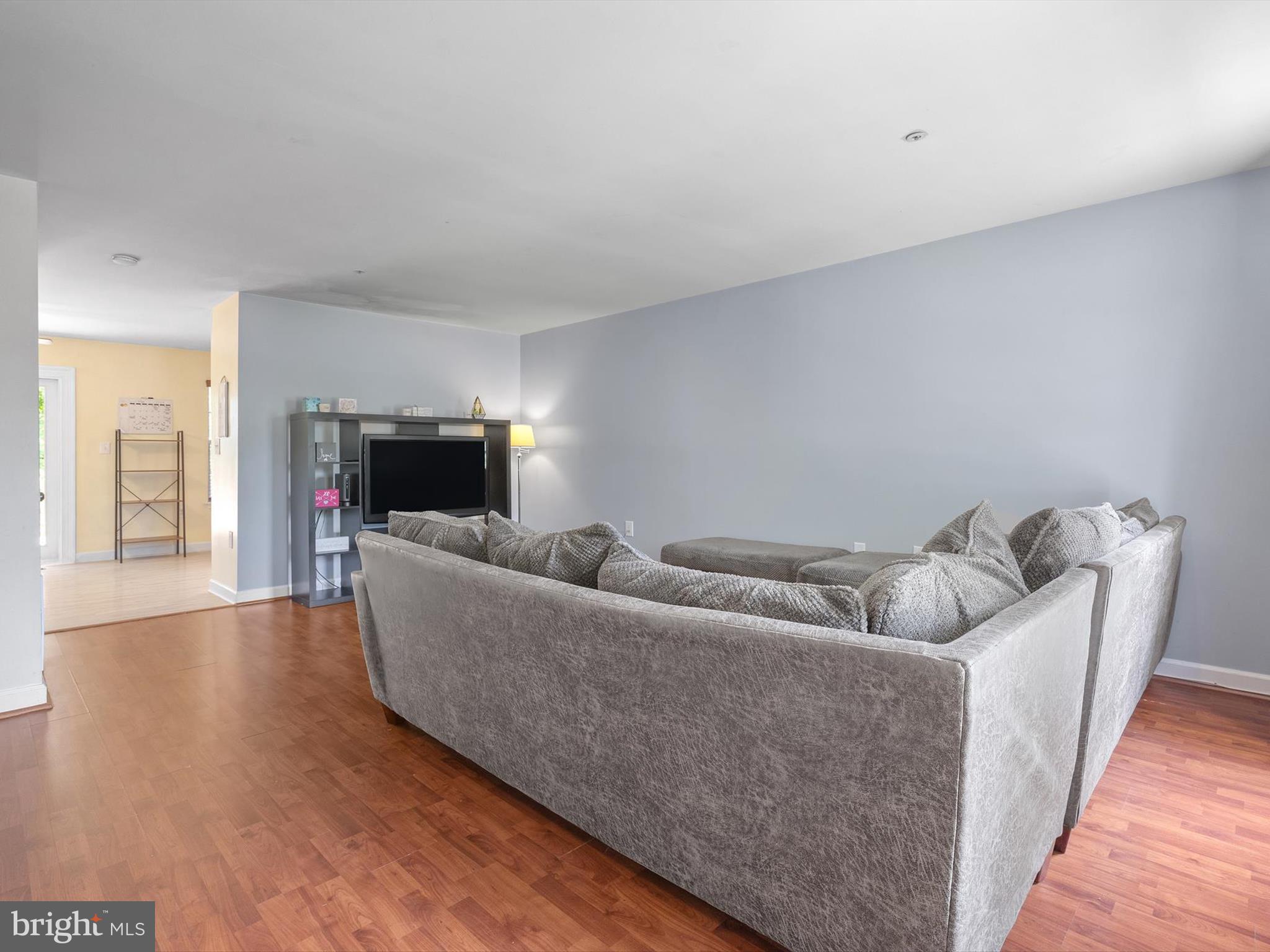 SPRING RIDGE - Residential