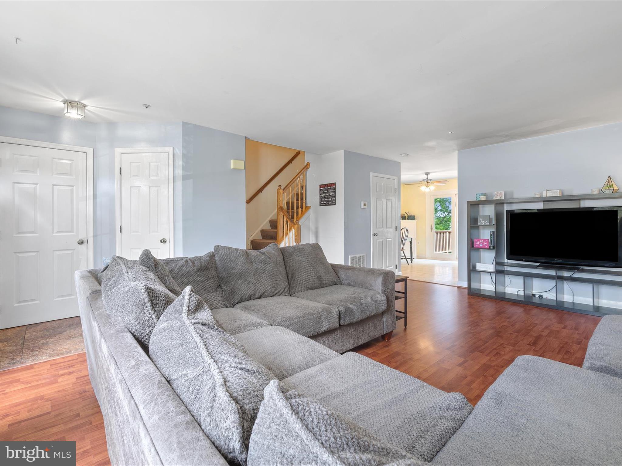 SPRING RIDGE - Residential