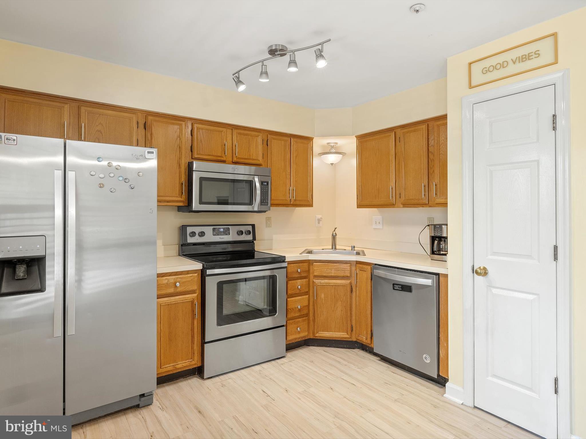 SPRING RIDGE - Residential