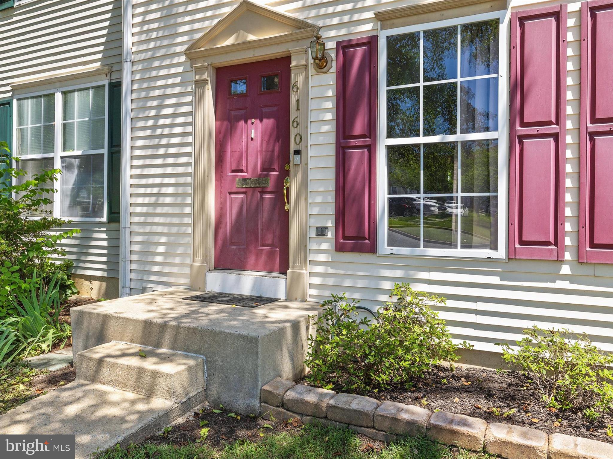 SPRING RIDGE - Residential