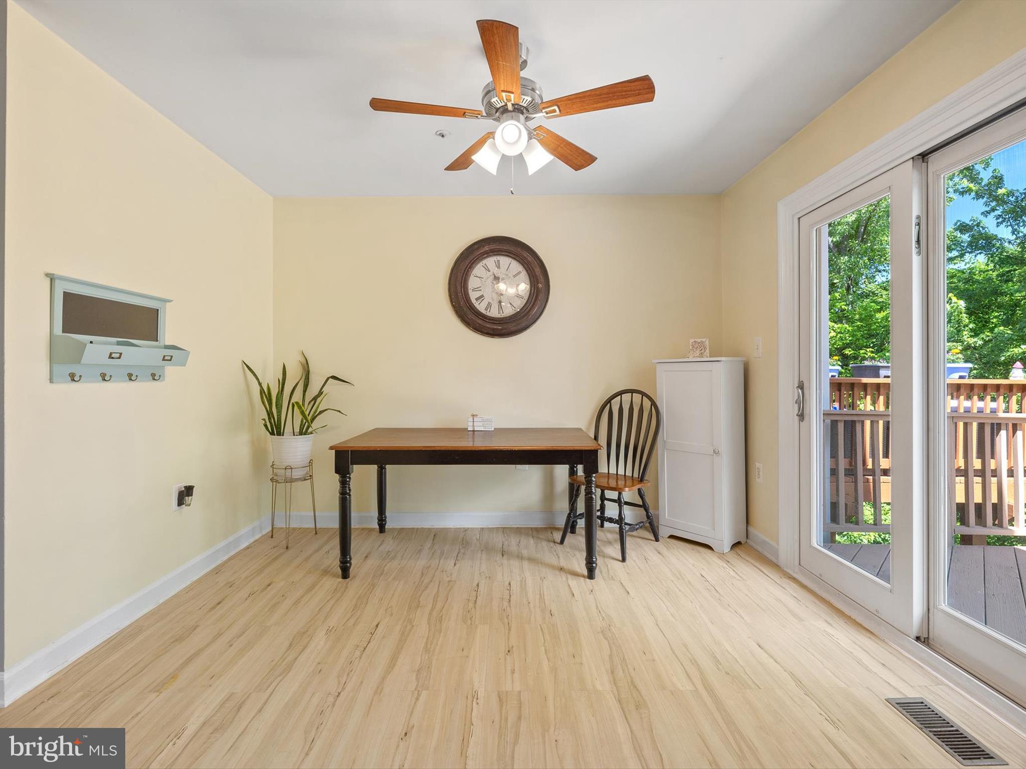 SPRING RIDGE - Residential