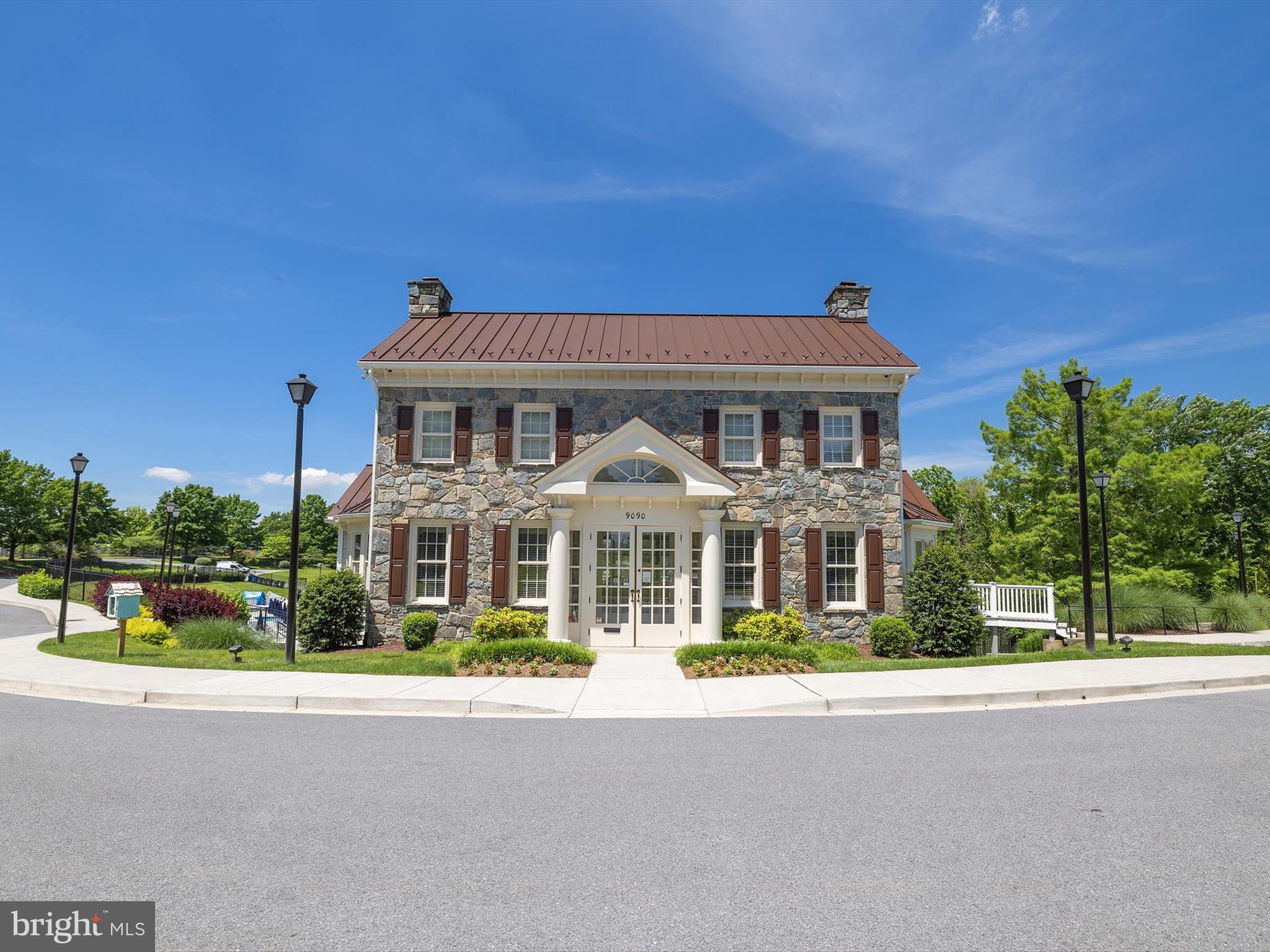 SPRING RIDGE - Residential