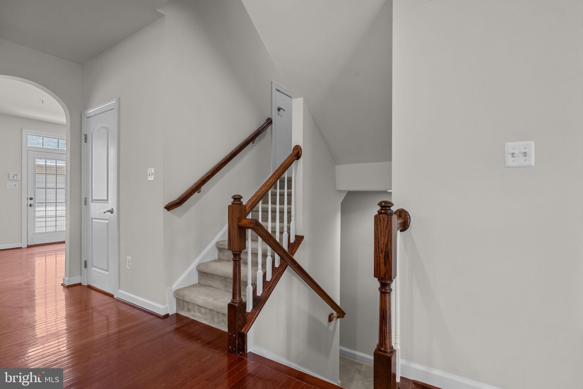 CARRIAGE HILL - Residential