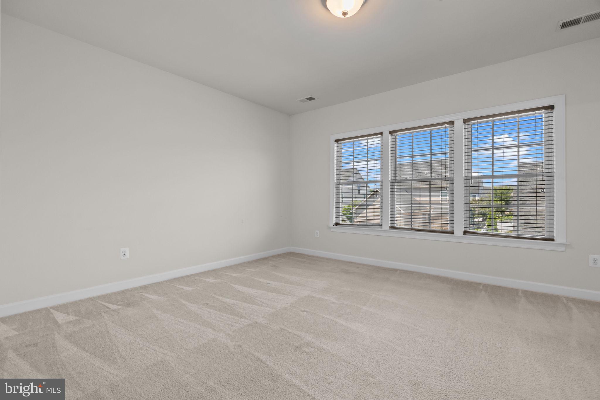 CARRIAGE HILL - Residential