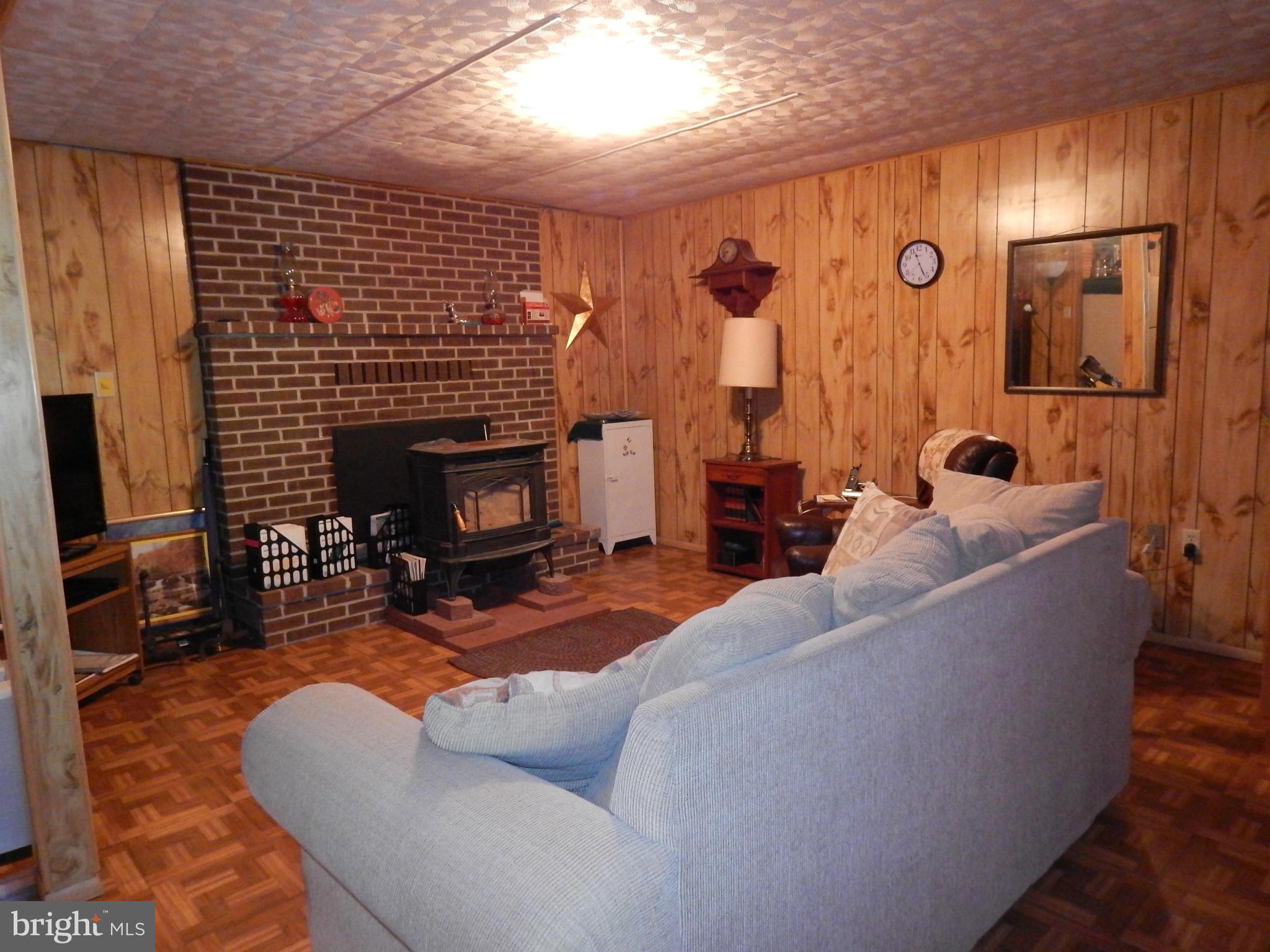 SHIRLEY FARMS - Residential