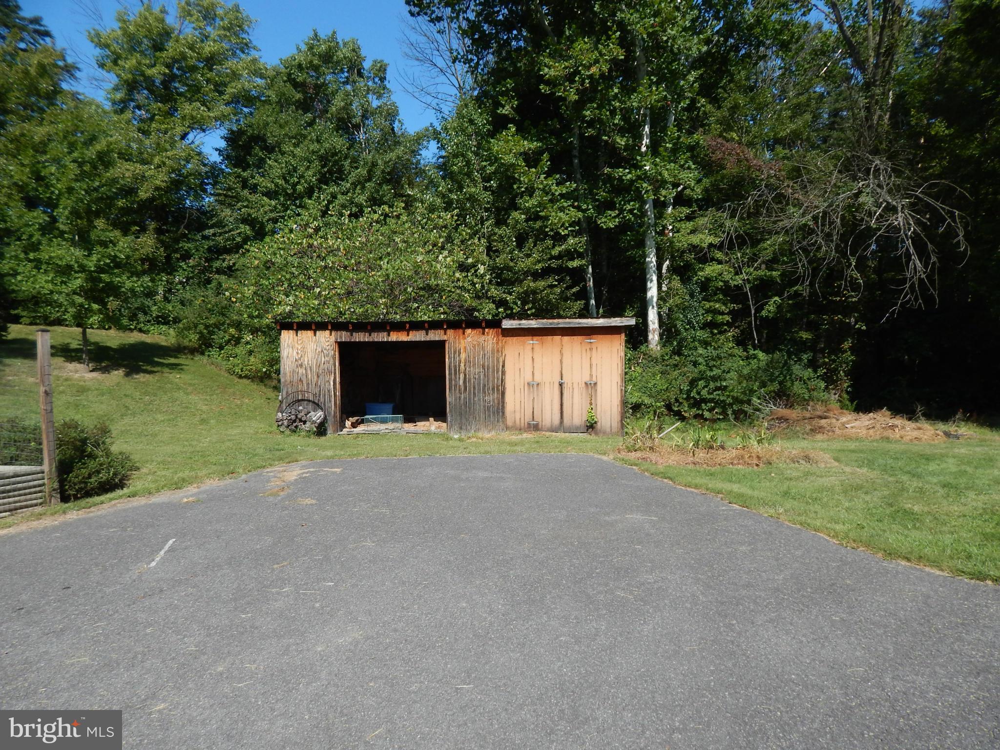 SHIRLEY FARMS - Residential