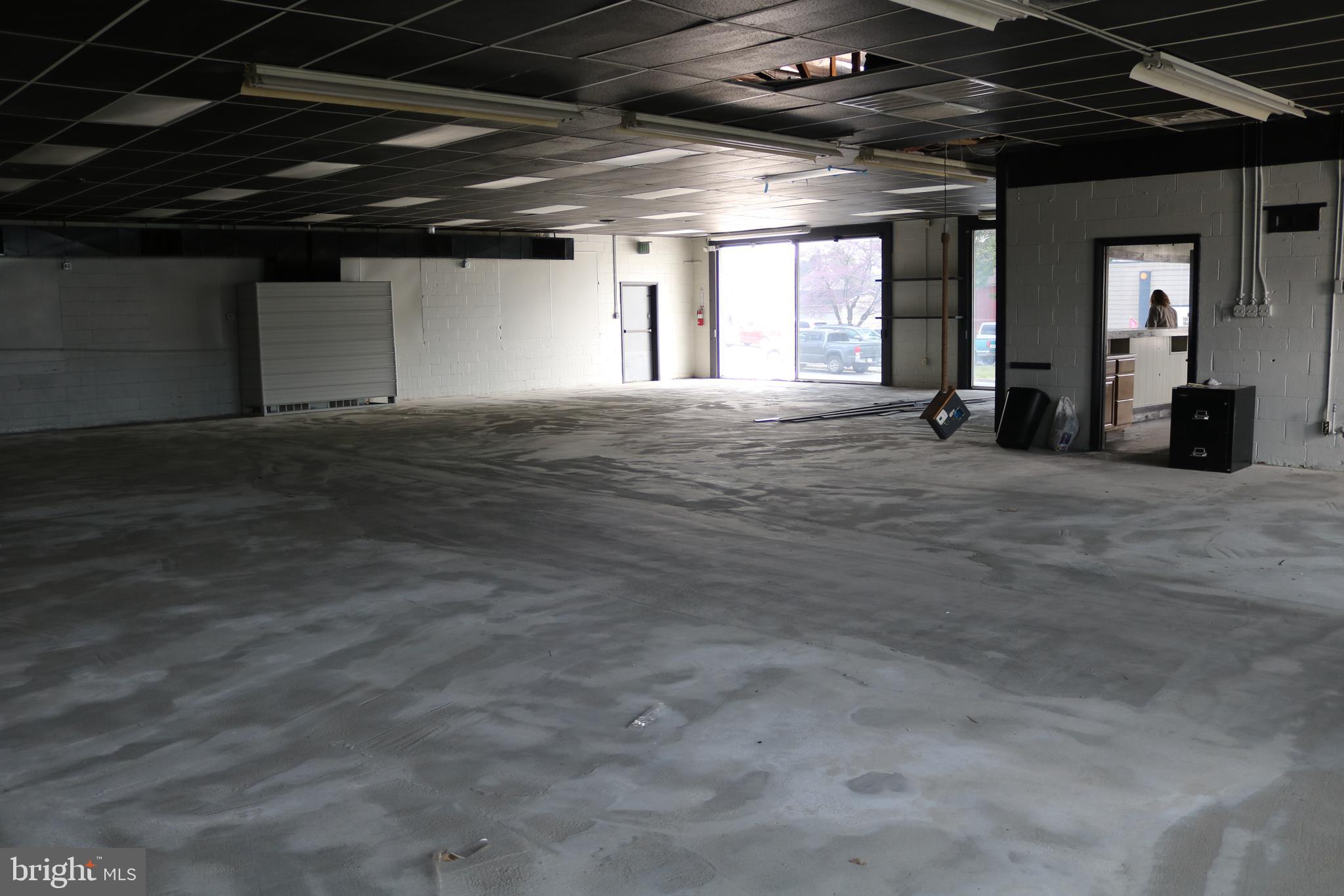 114 WALNUT STREET SUITE 6