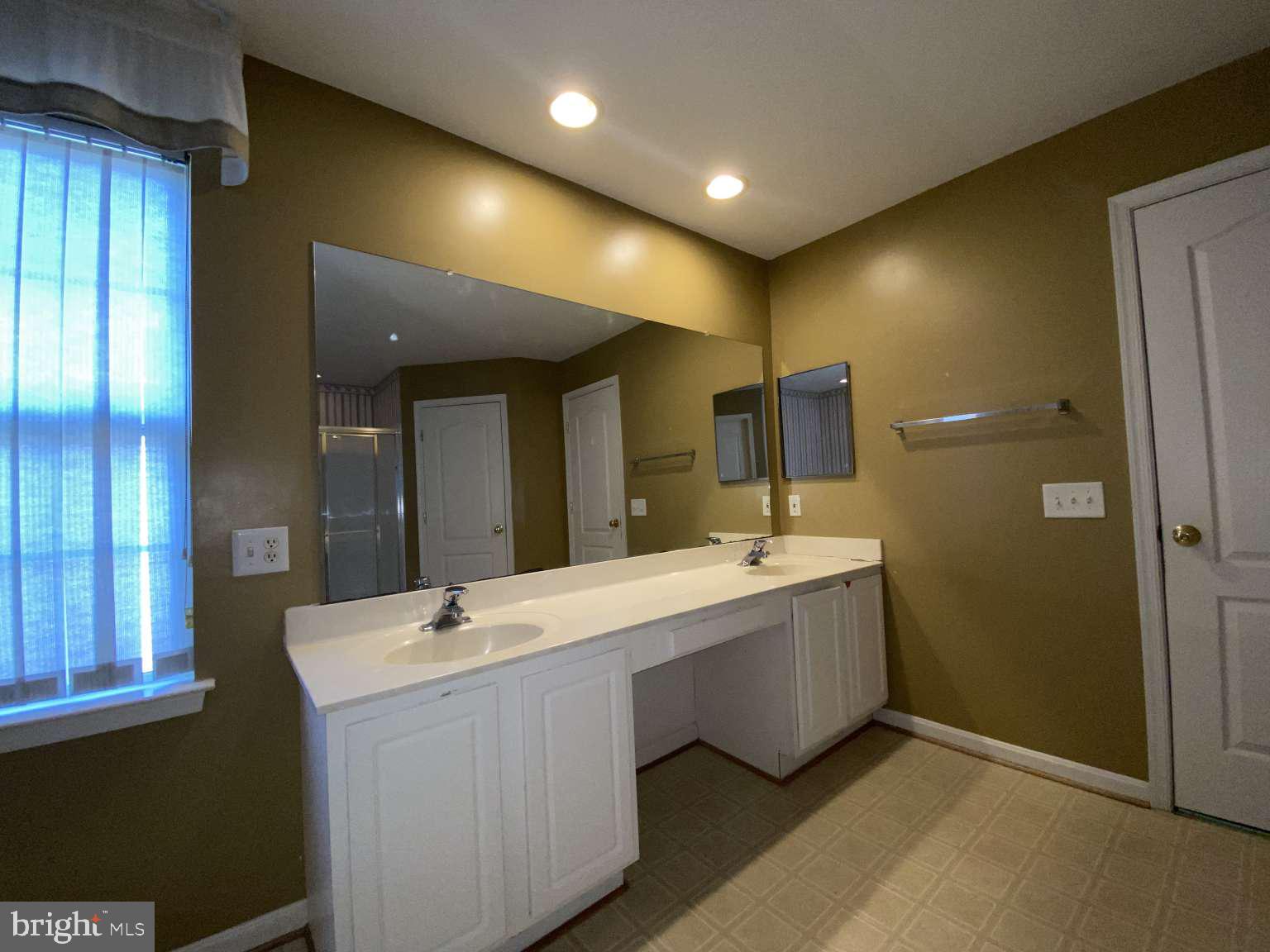 KINGSVIEW - Residential