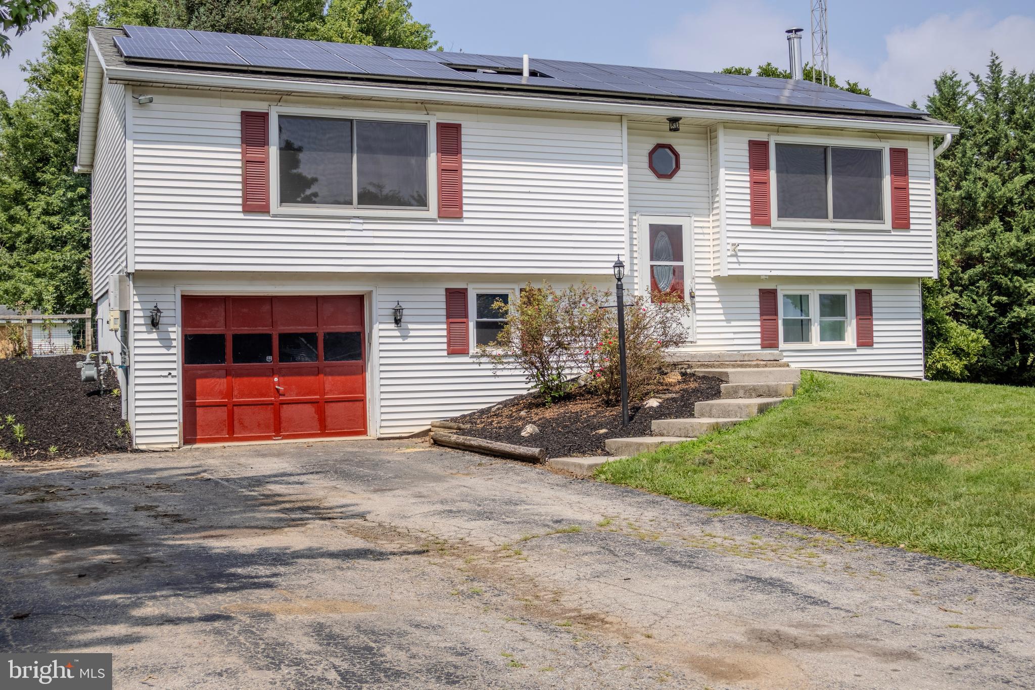 273 SMEACH DRIVE