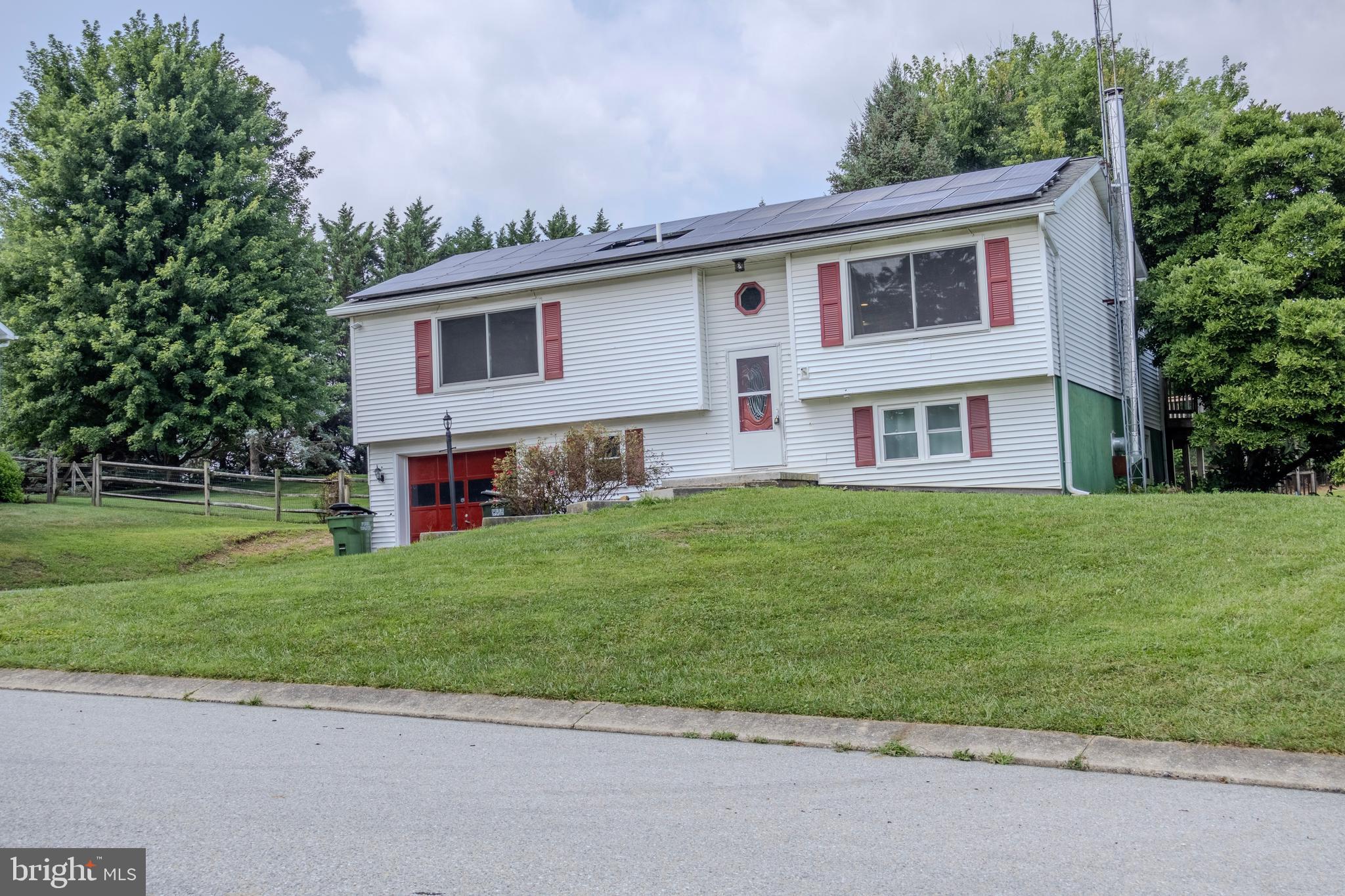 273 SMEACH DRIVE