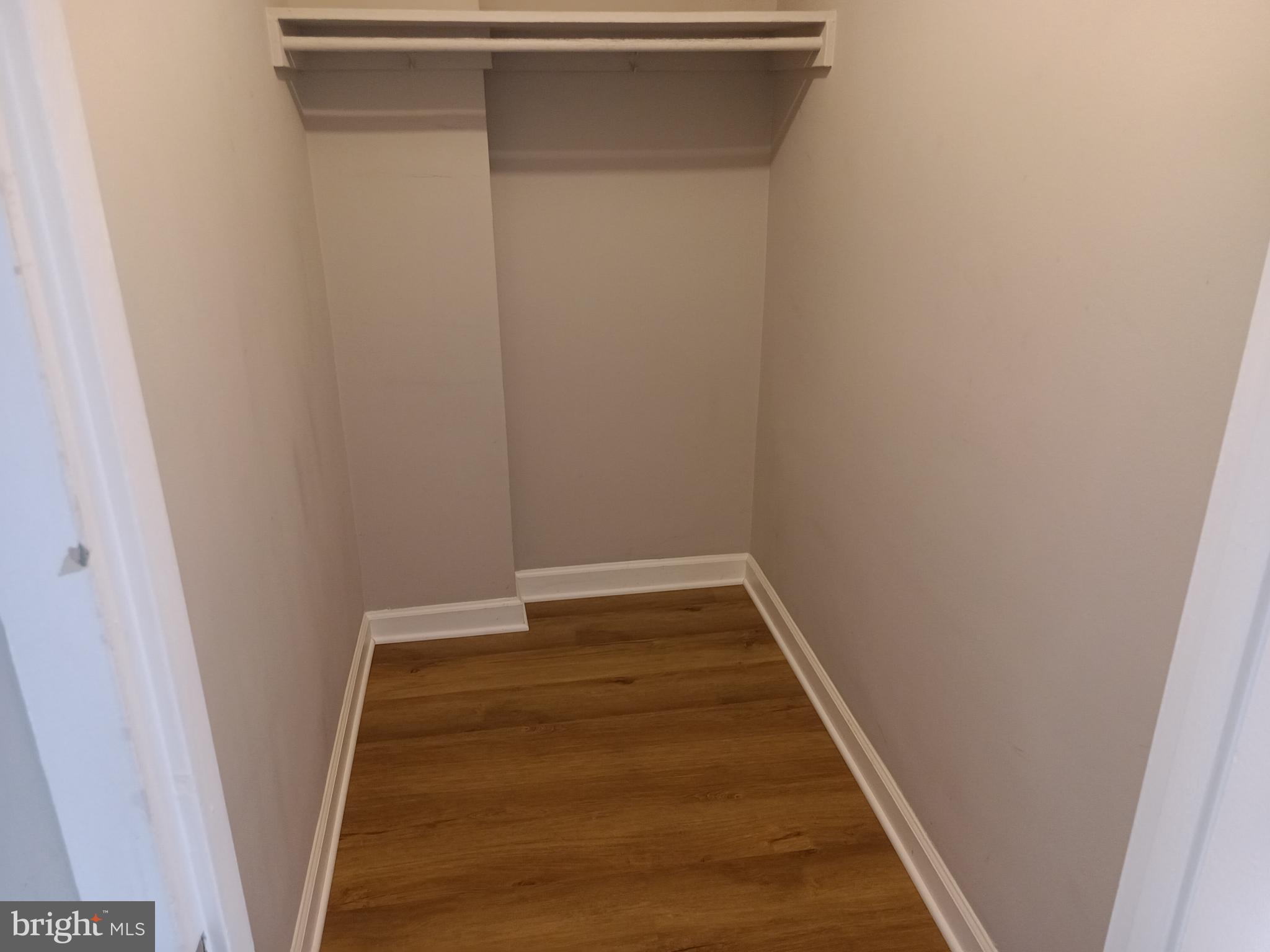 RIVER PLACE - Residential Lease