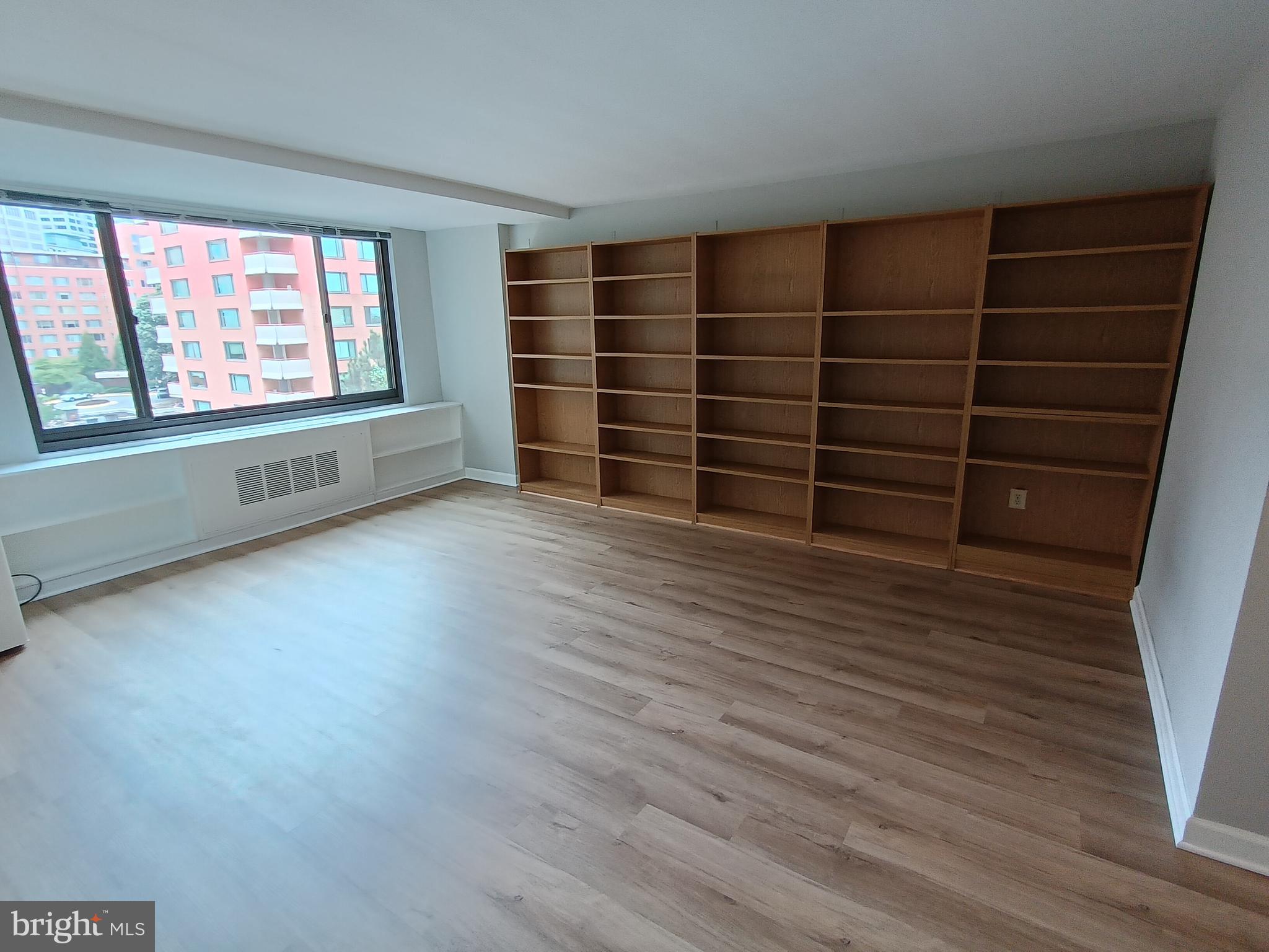 RIVER PLACE - Residential Lease