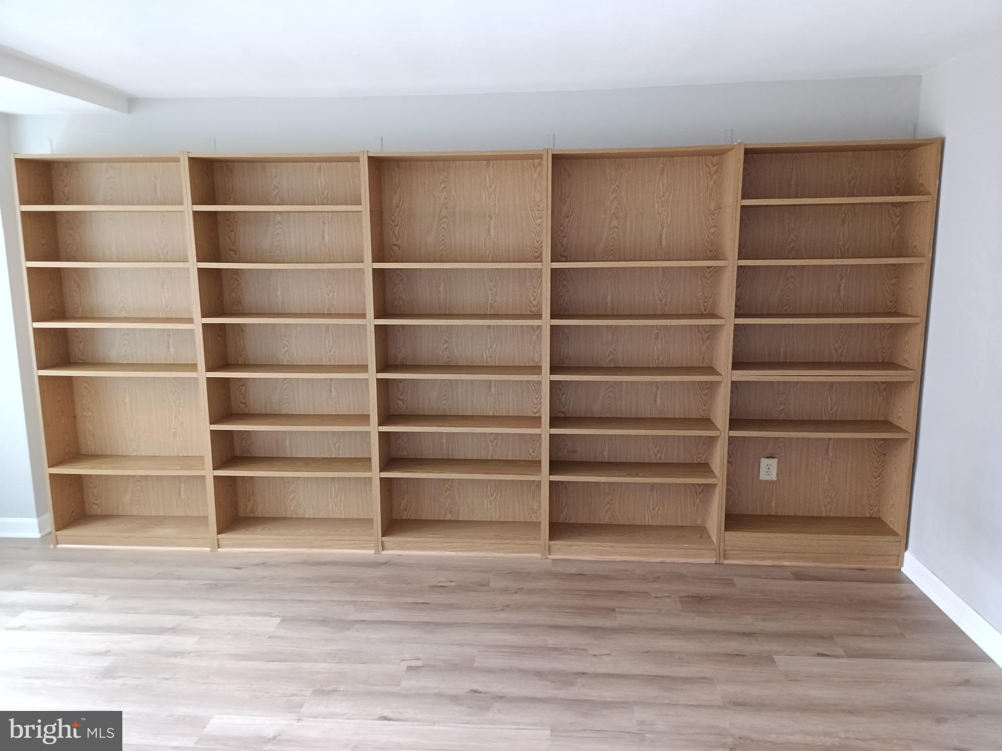 RIVER PLACE - Residential Lease