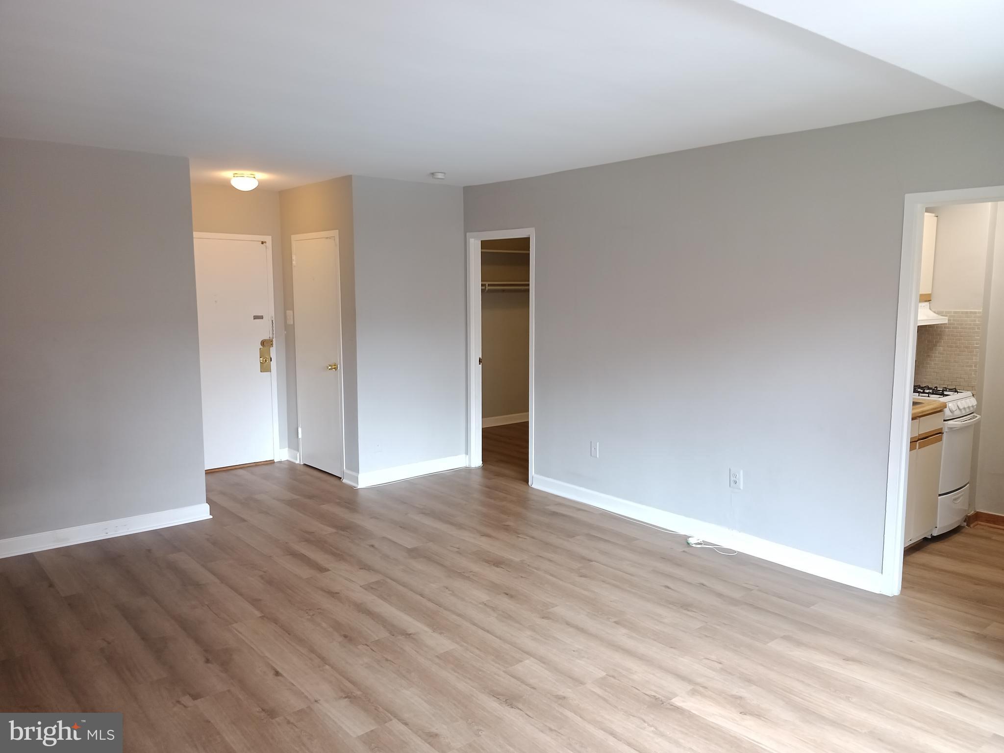 RIVER PLACE - Residential Lease