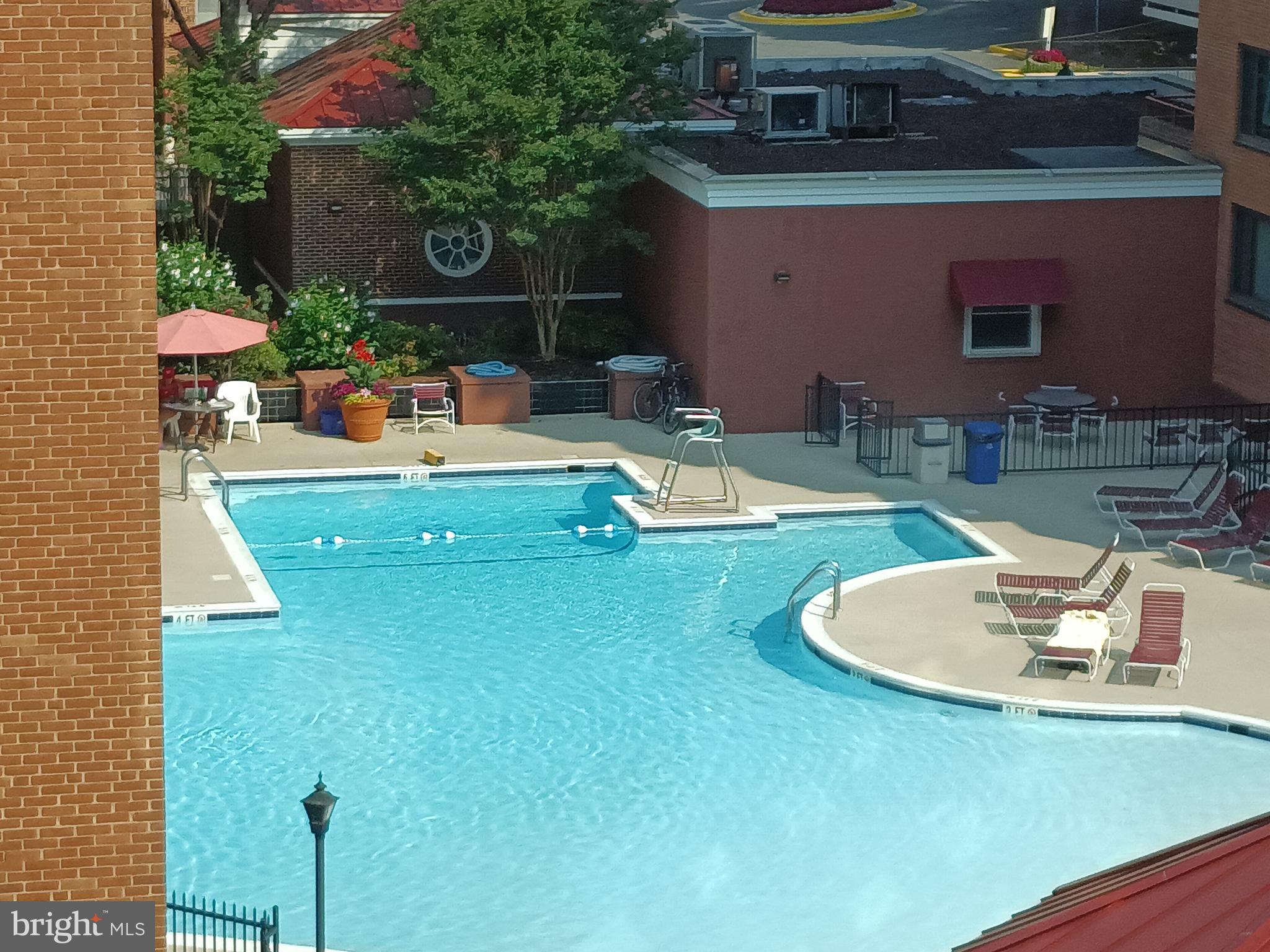 RIVER PLACE - Residential Lease