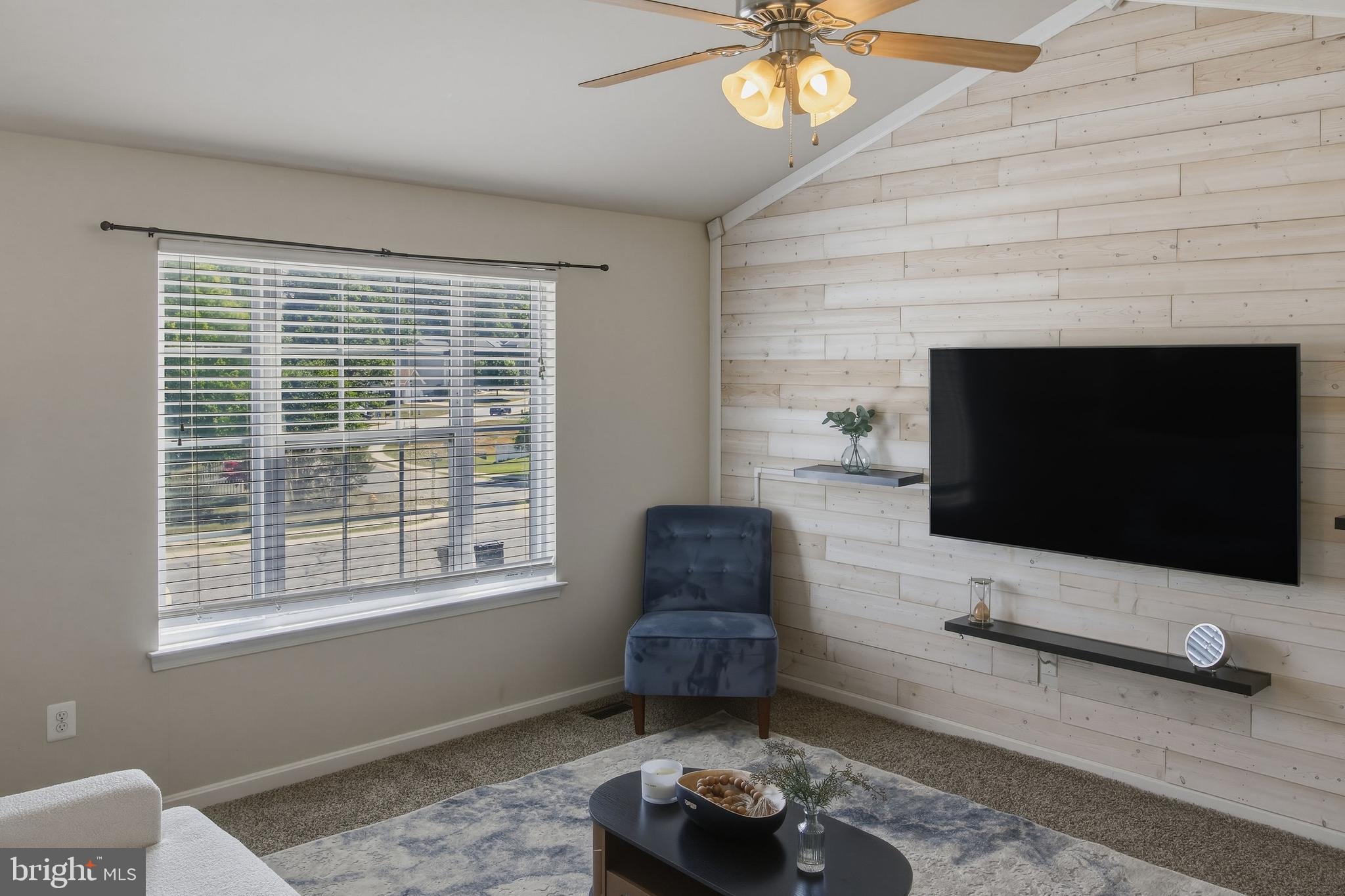 WILLOW WOODS - Residential