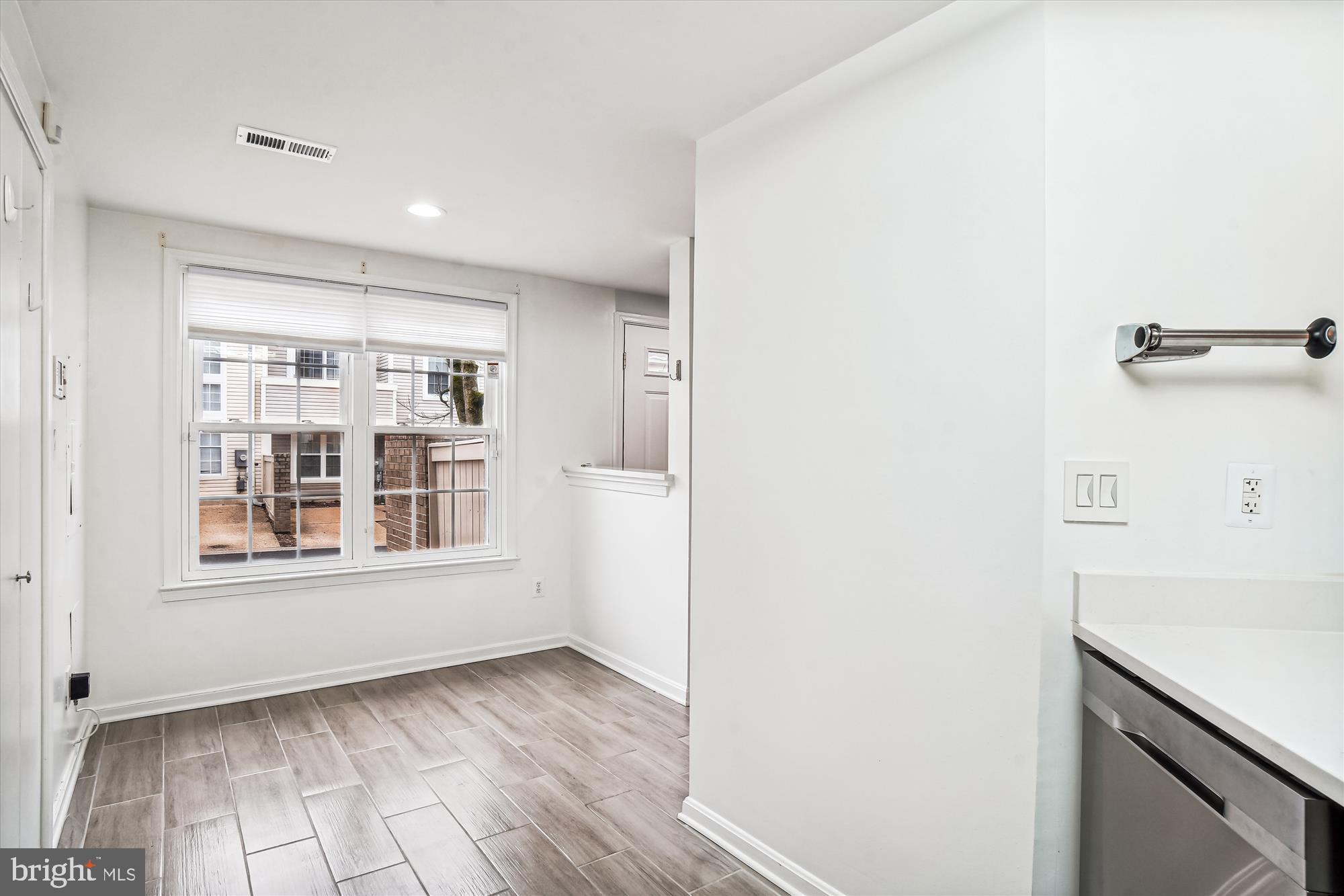 ROGERS FORGE - Residential Lease