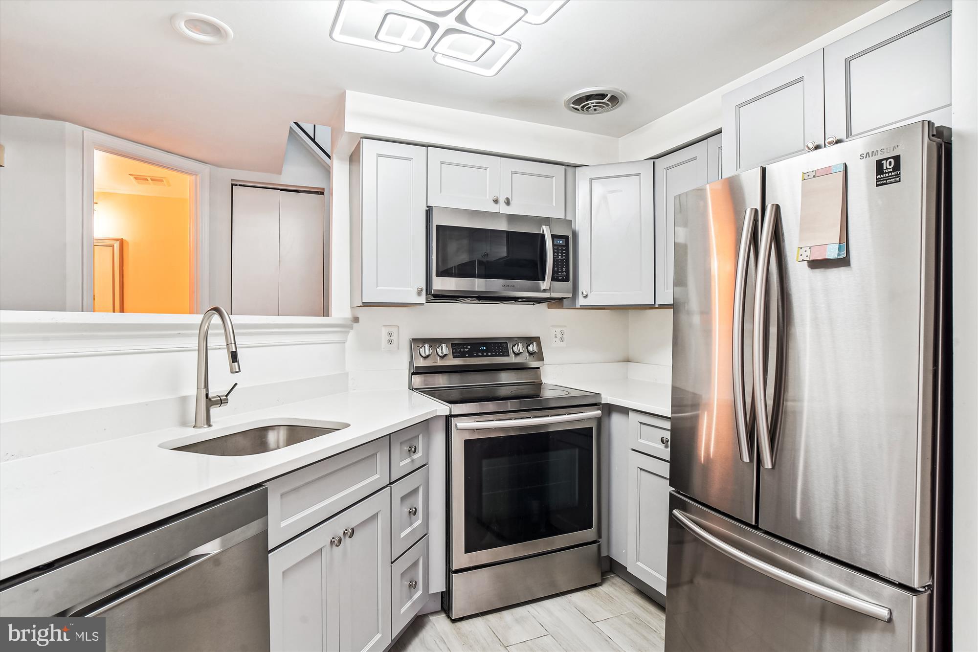 ROGERS FORGE - Residential Lease