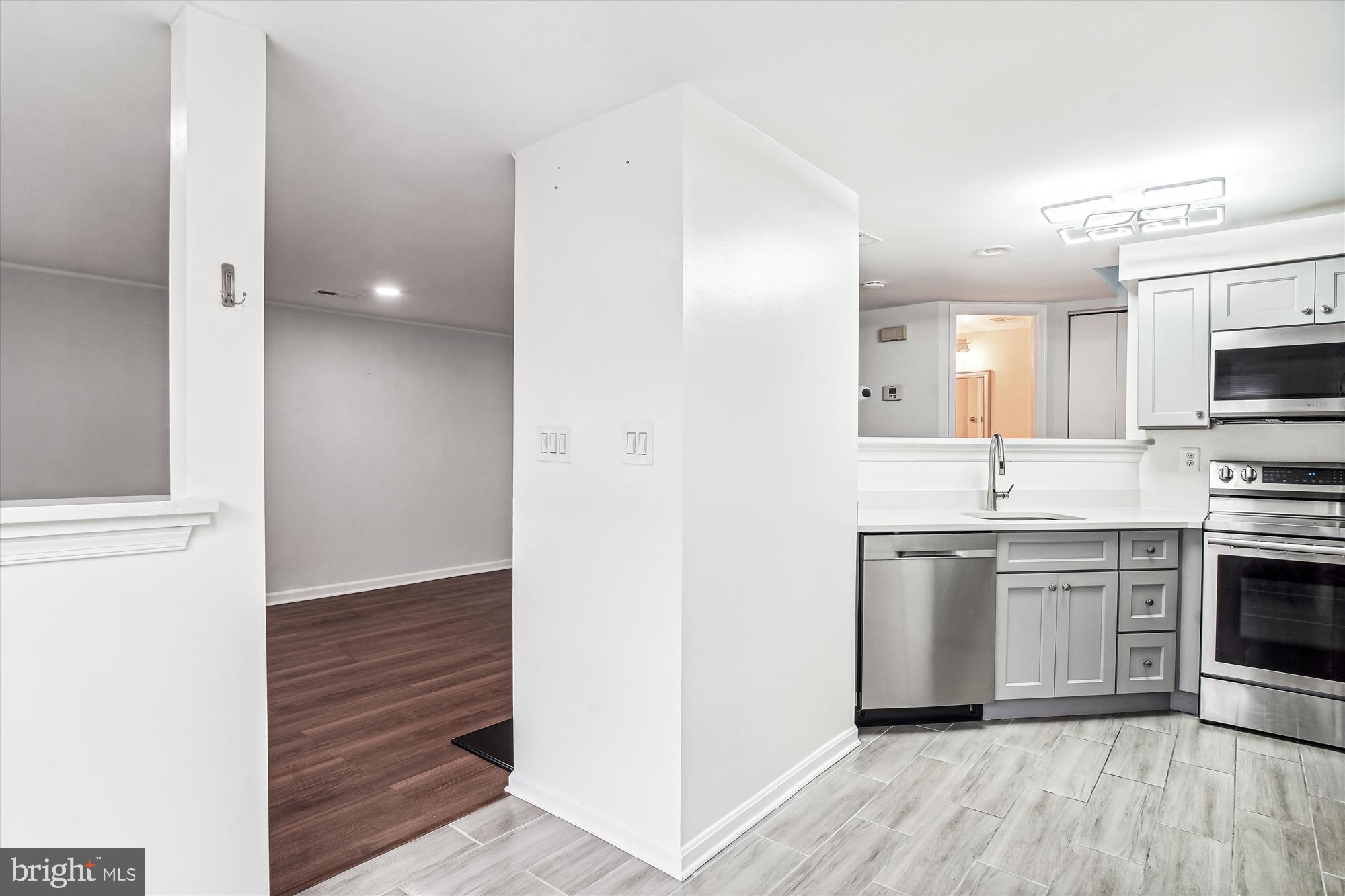 ROGERS FORGE - Residential Lease